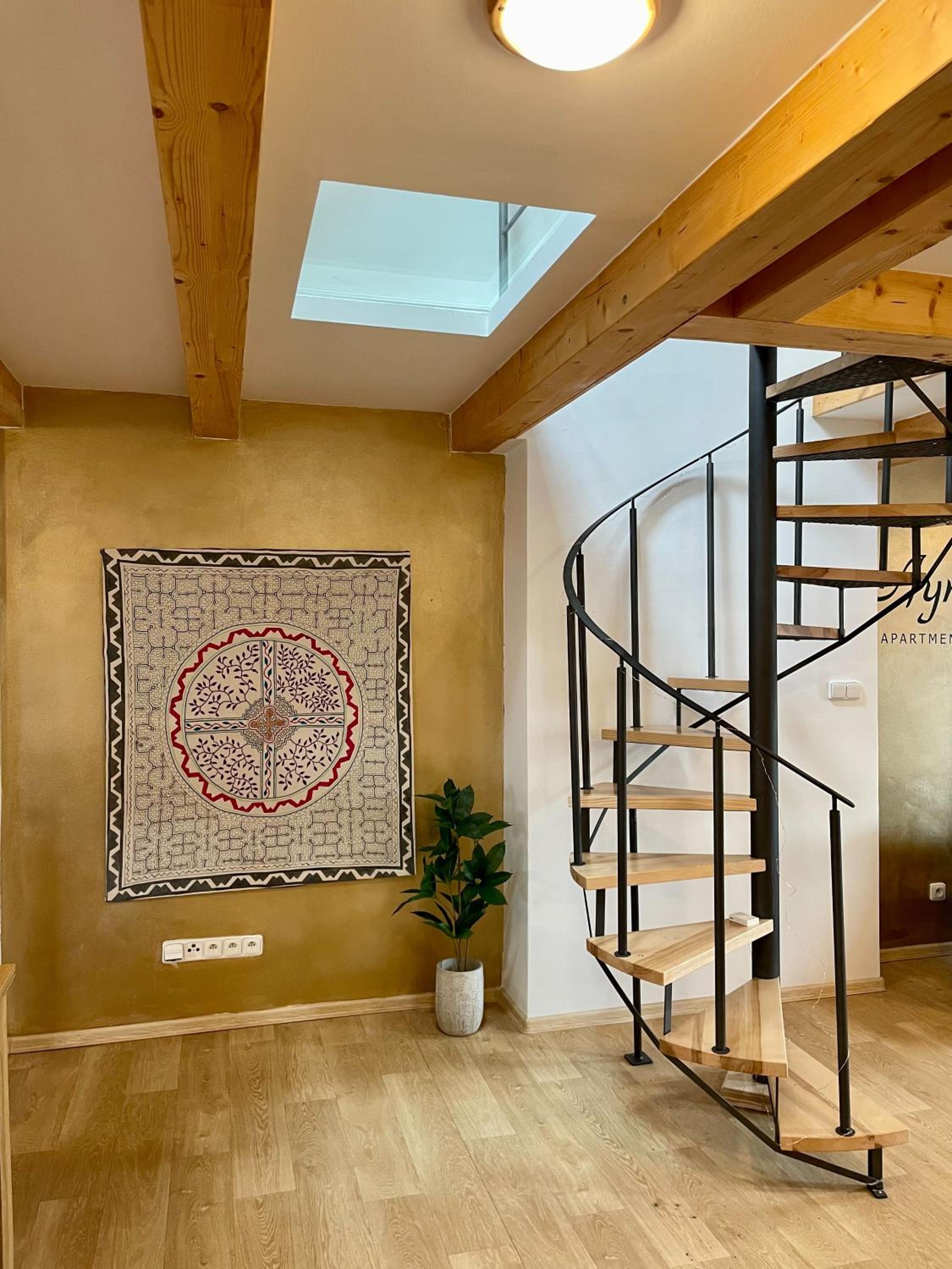 Maisonette - Photo 2