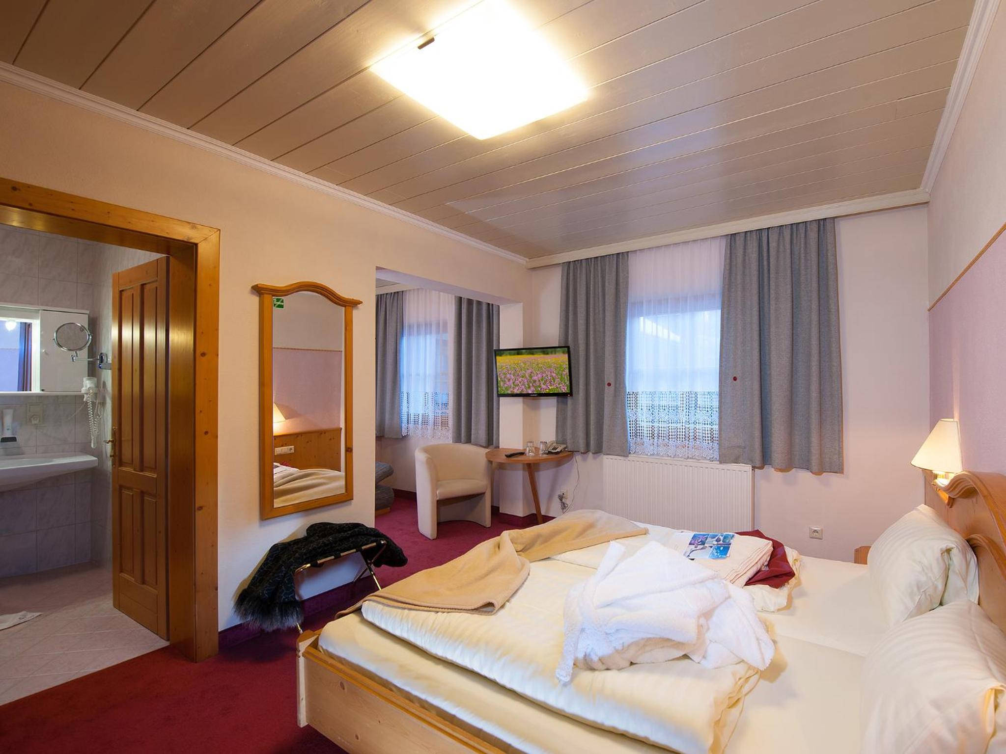 Standard Double Room - Photo 1
