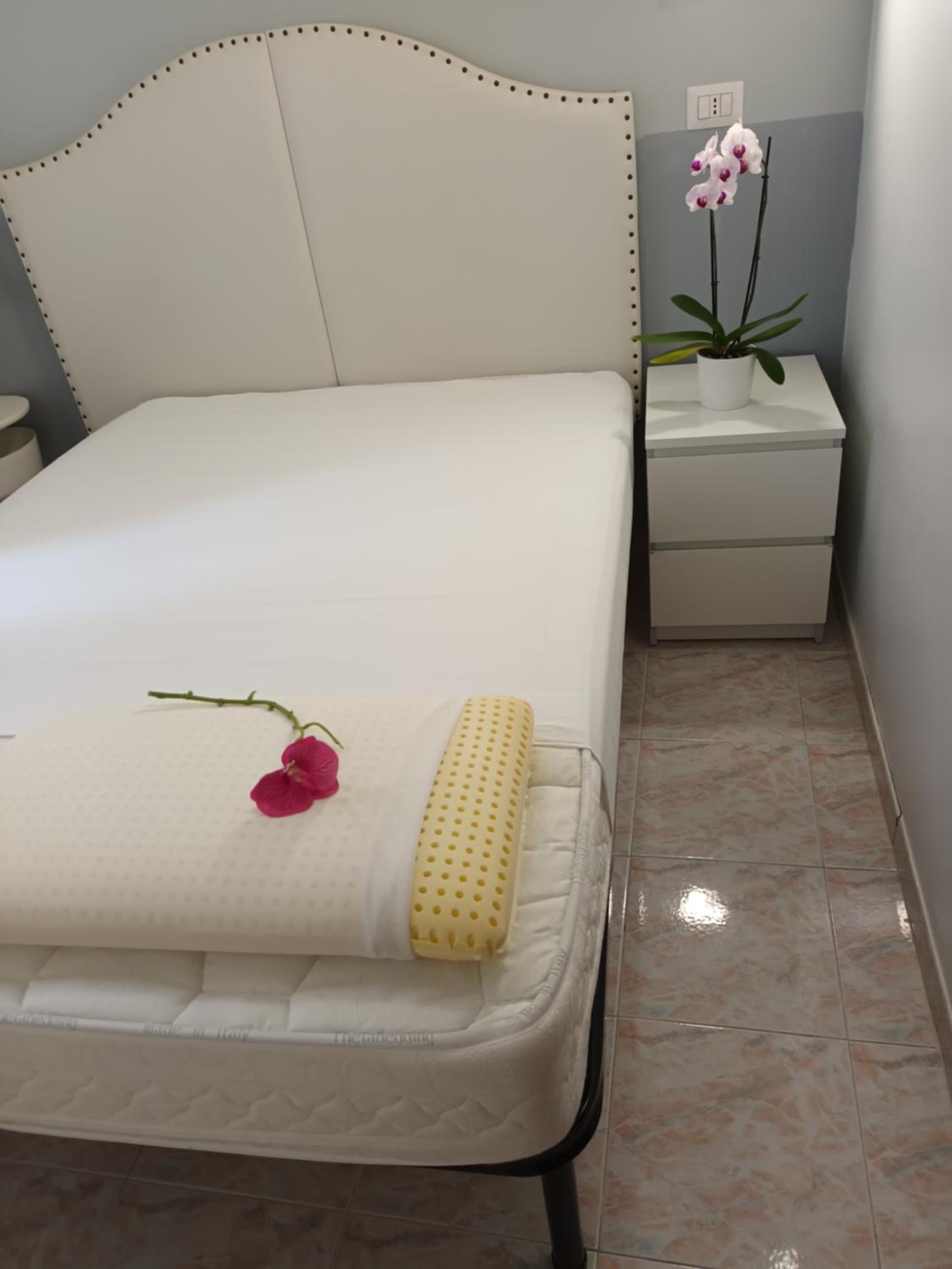 Economy Double Room photo 2