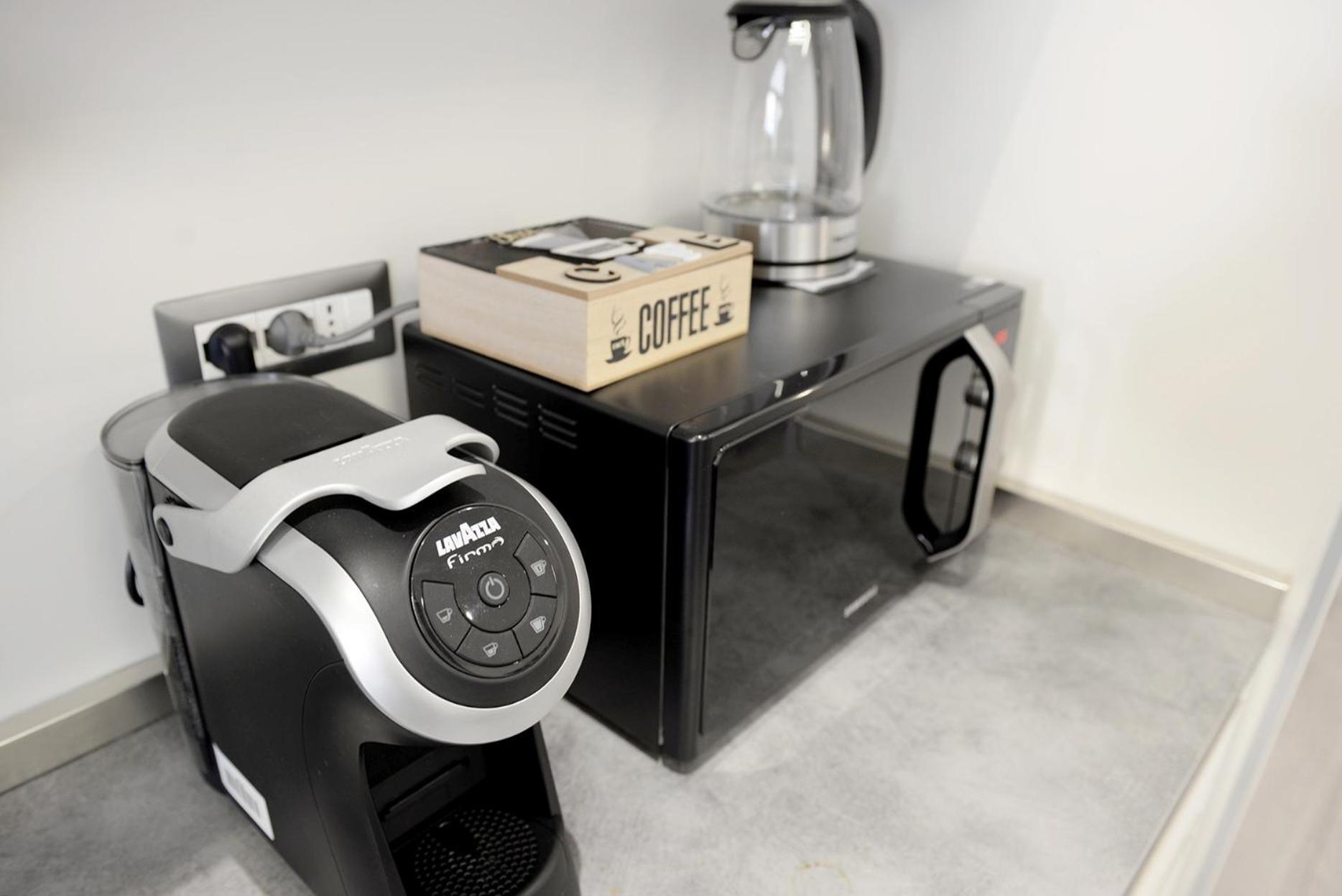 Studio Apartment photo 3