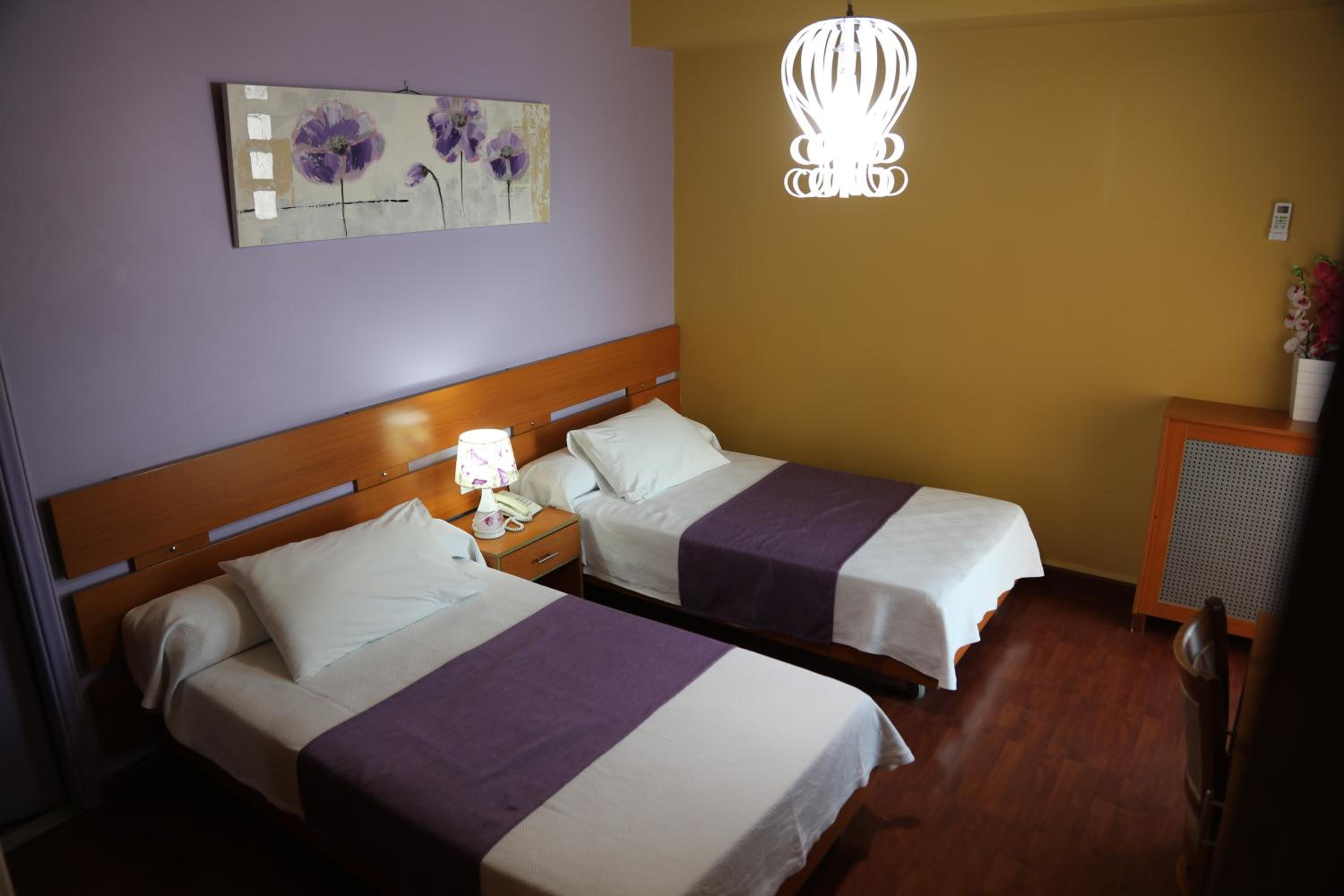 Deluxe Twin Room with Sea View photo 3