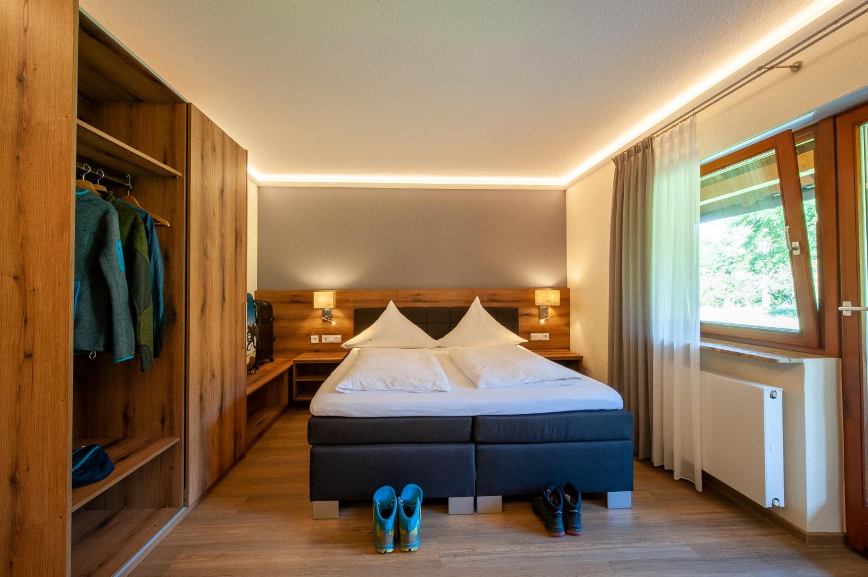 Double Room - Photo 8