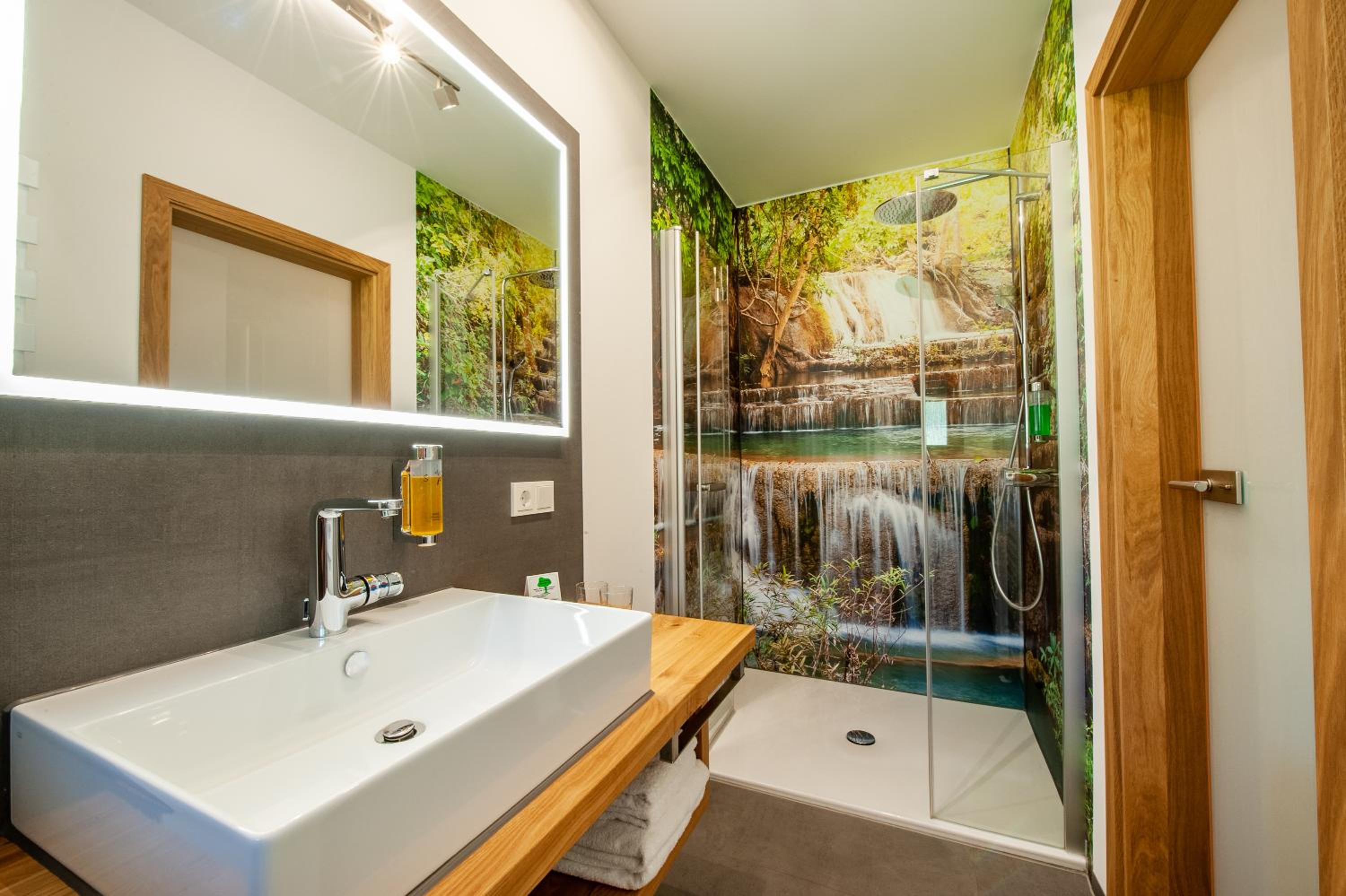 Double Room - Photo 6