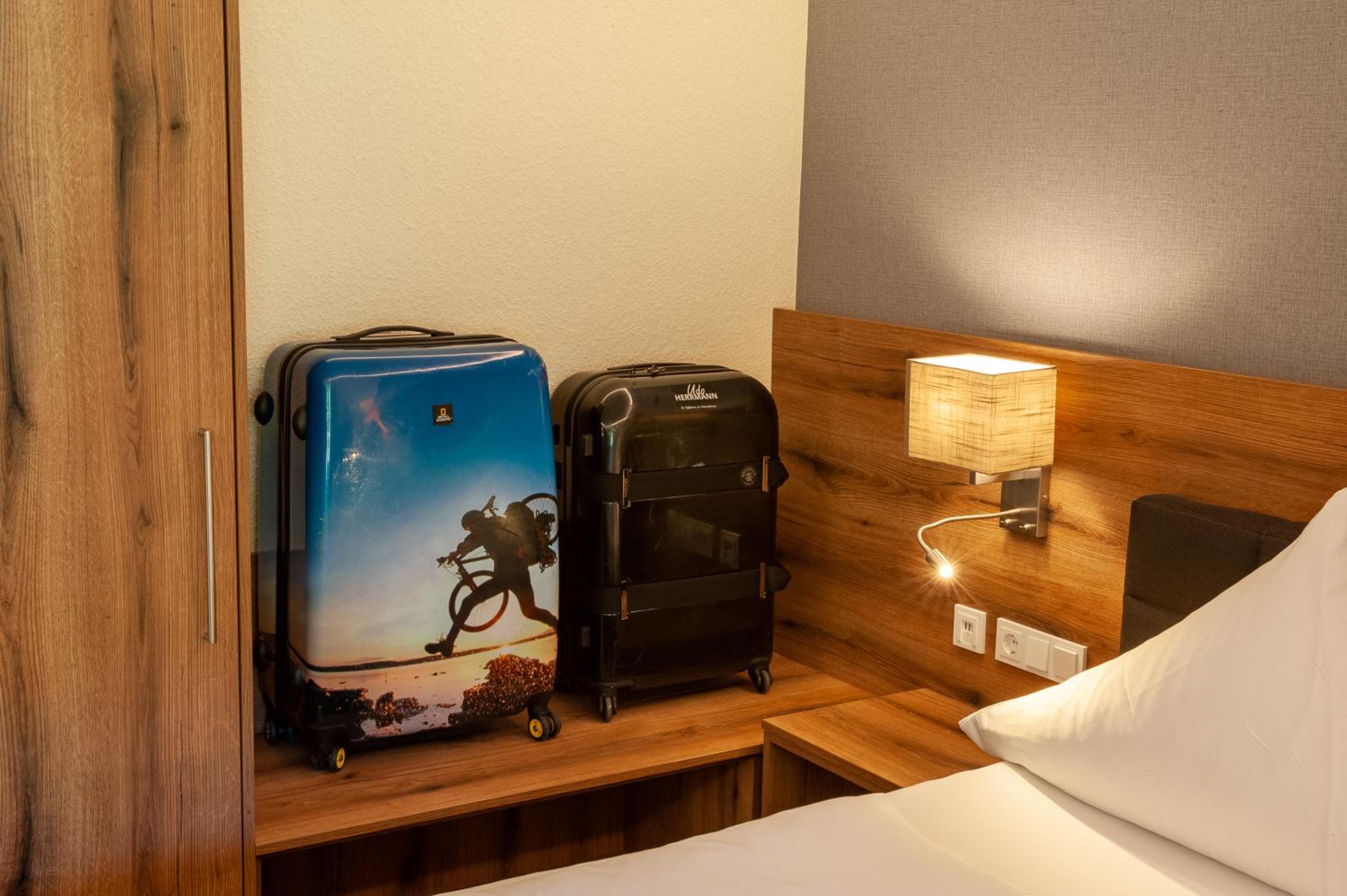 Double Room - Photo 4