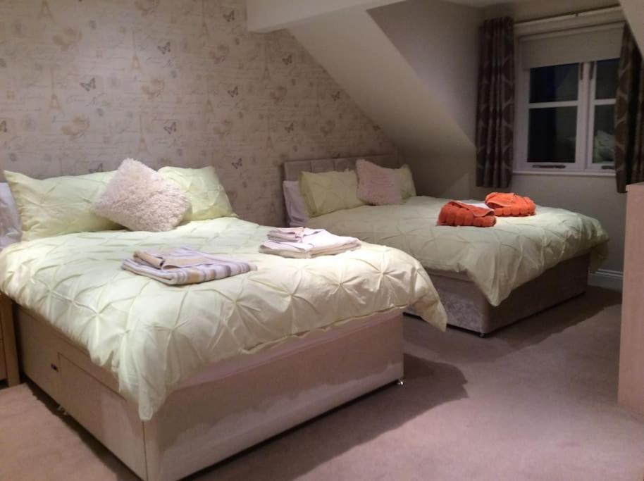 Four-Bedroom House photo 1