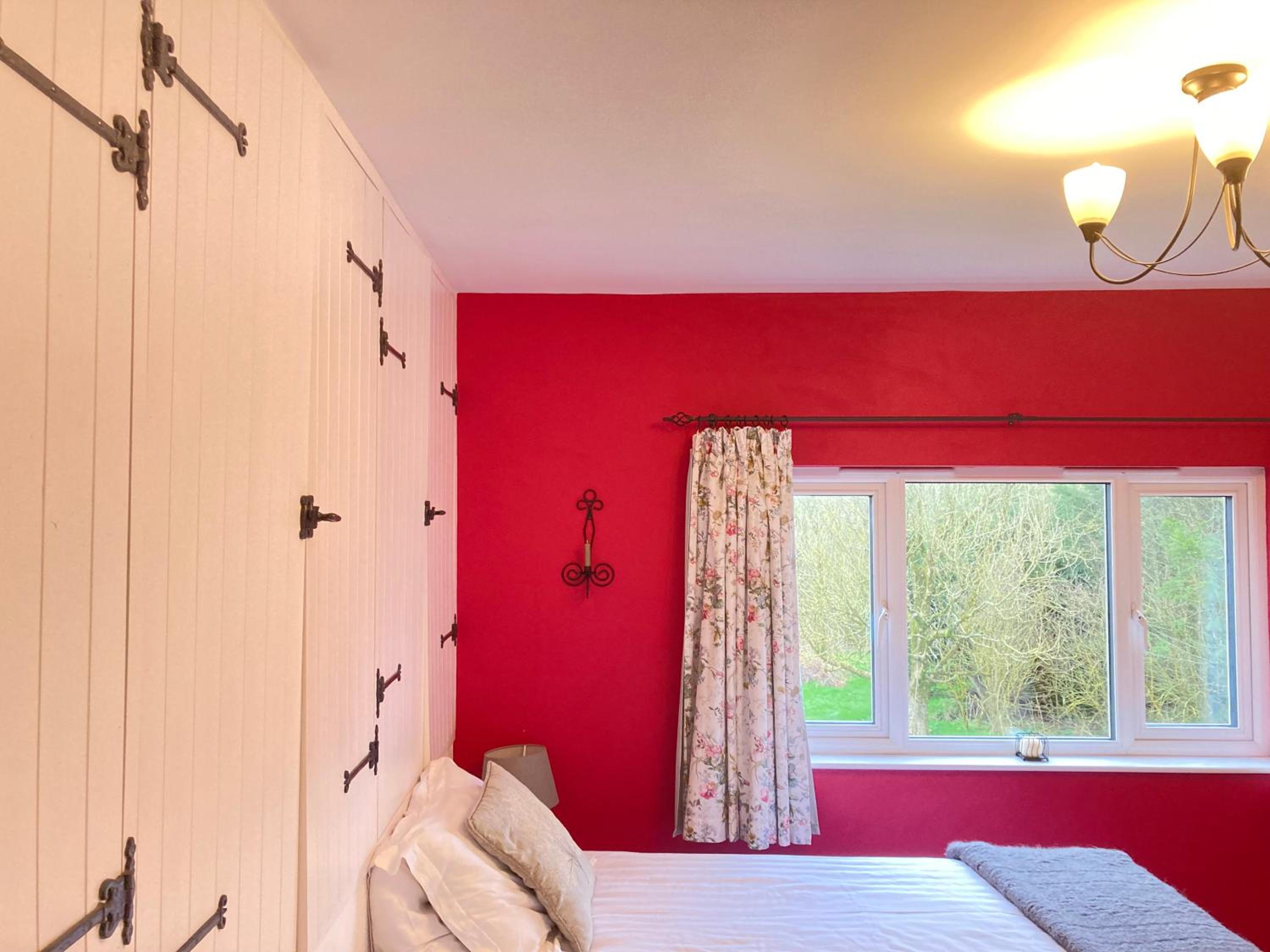 Deluxe Double or Twin Room with Garden View photo 2
