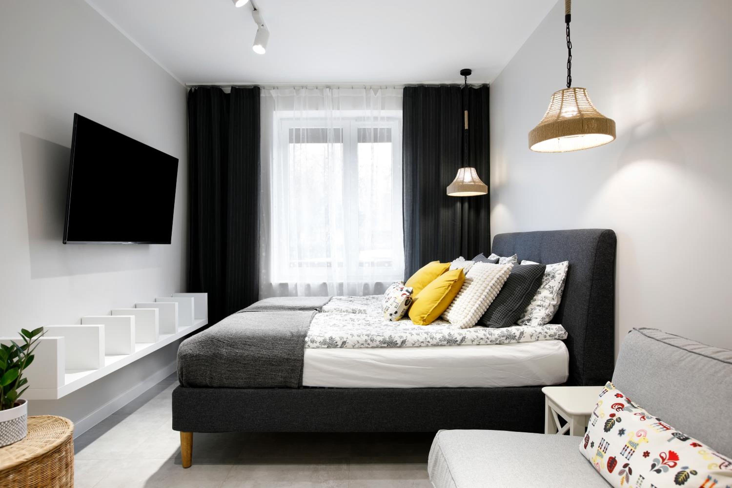 Apartment - Photo 2