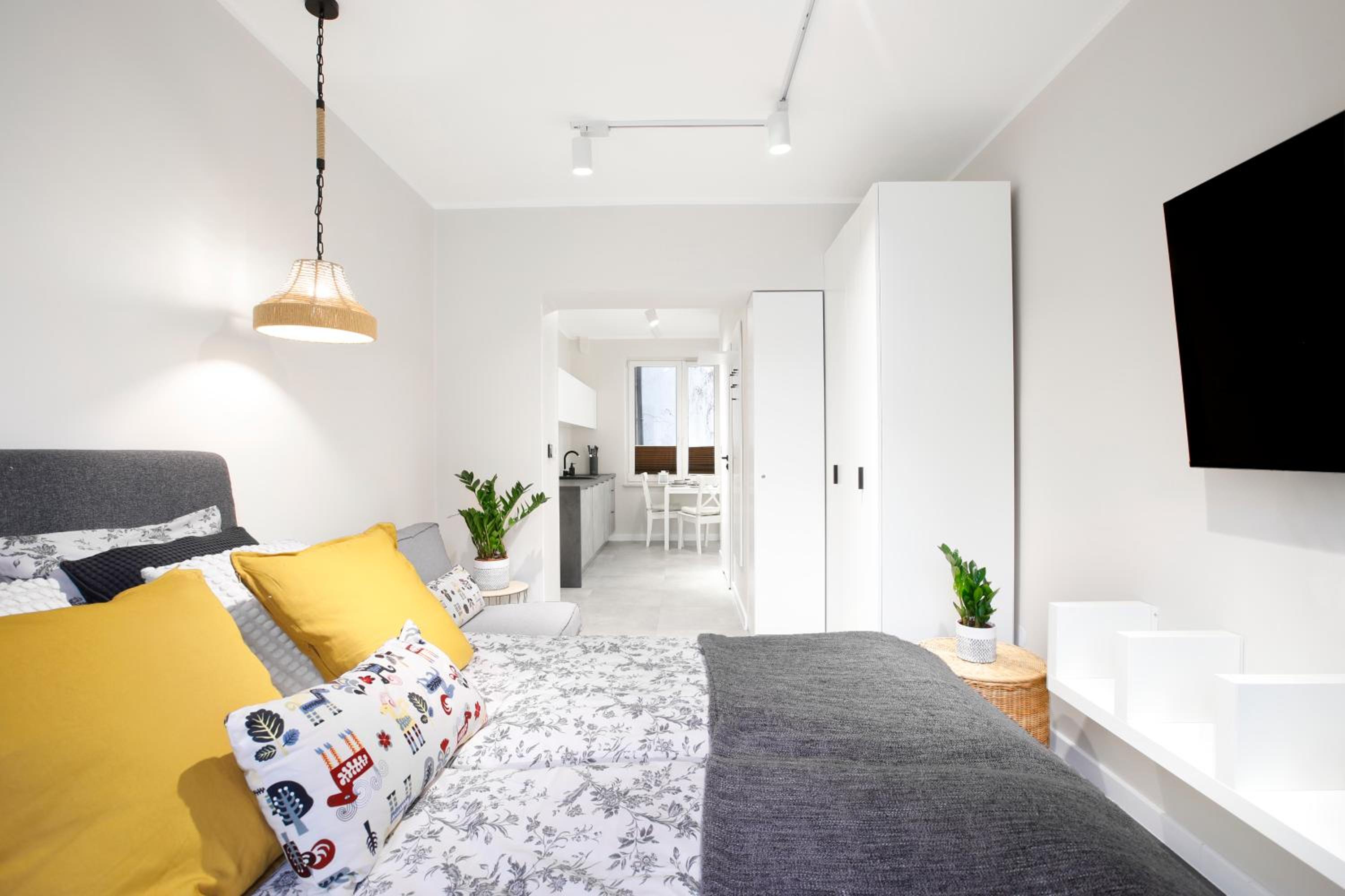 Apartment - Photo 1