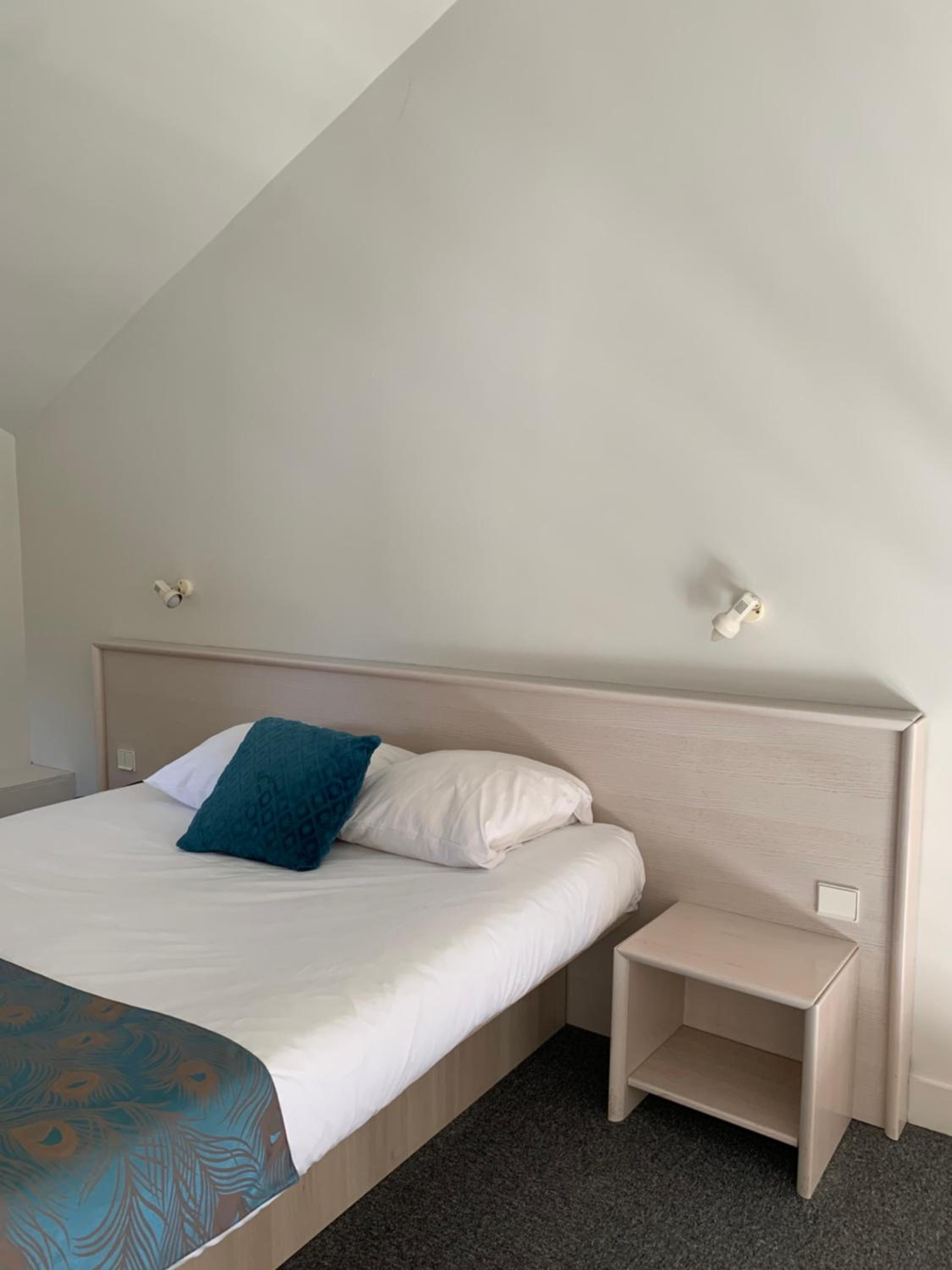 Triple Room - Photo 12