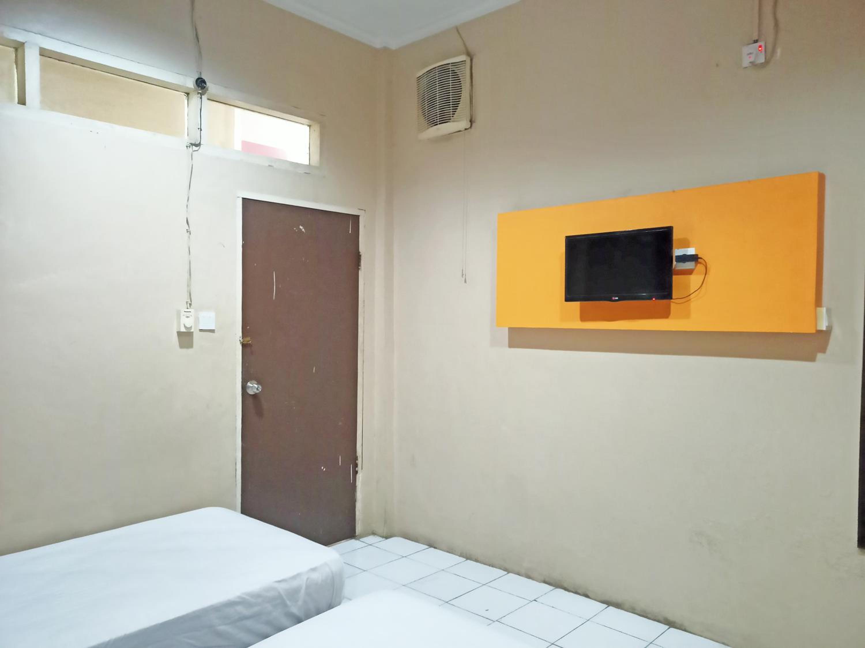 Deluxe Family Room photo 1