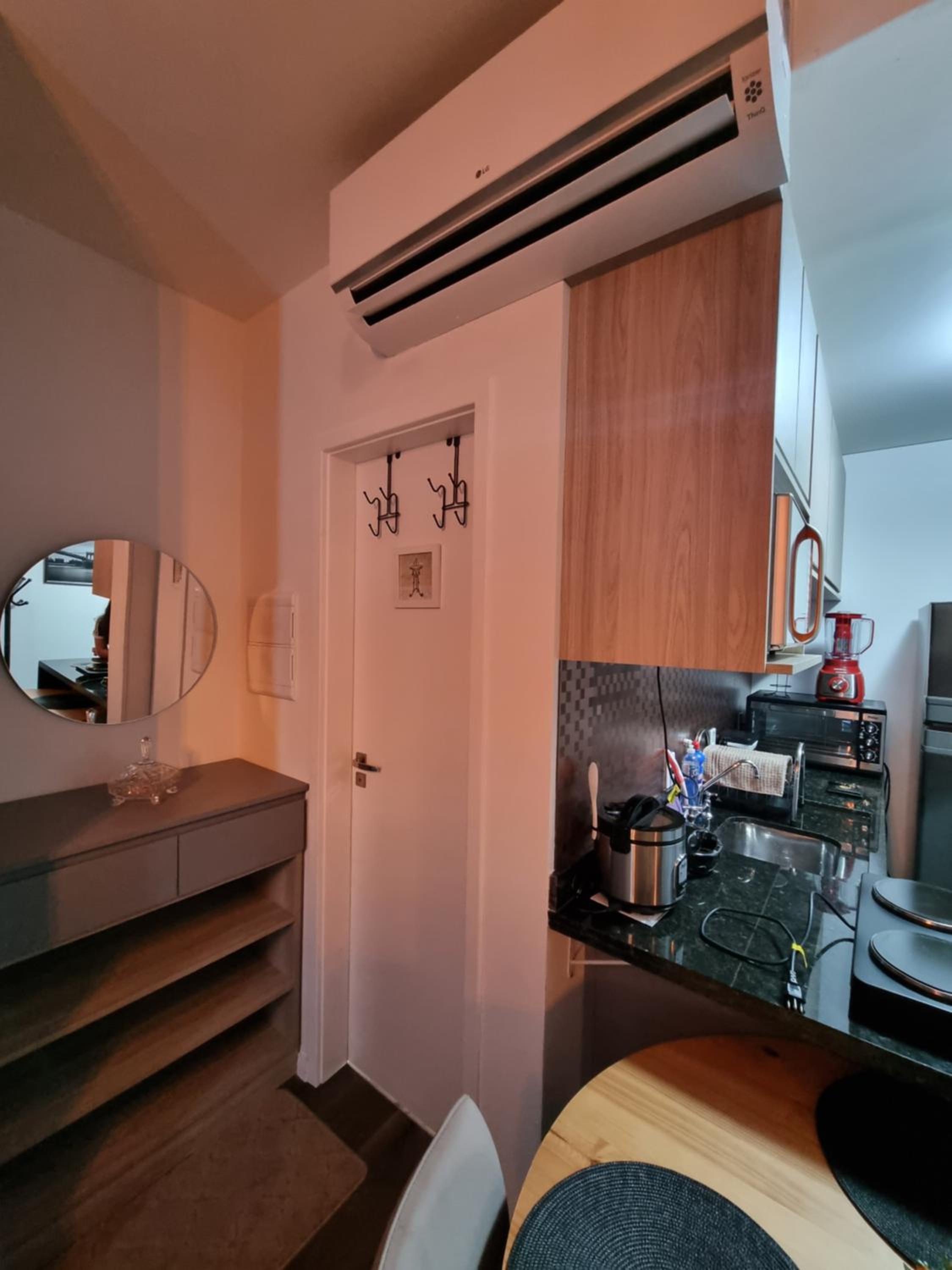 Studio Apartment photo 3