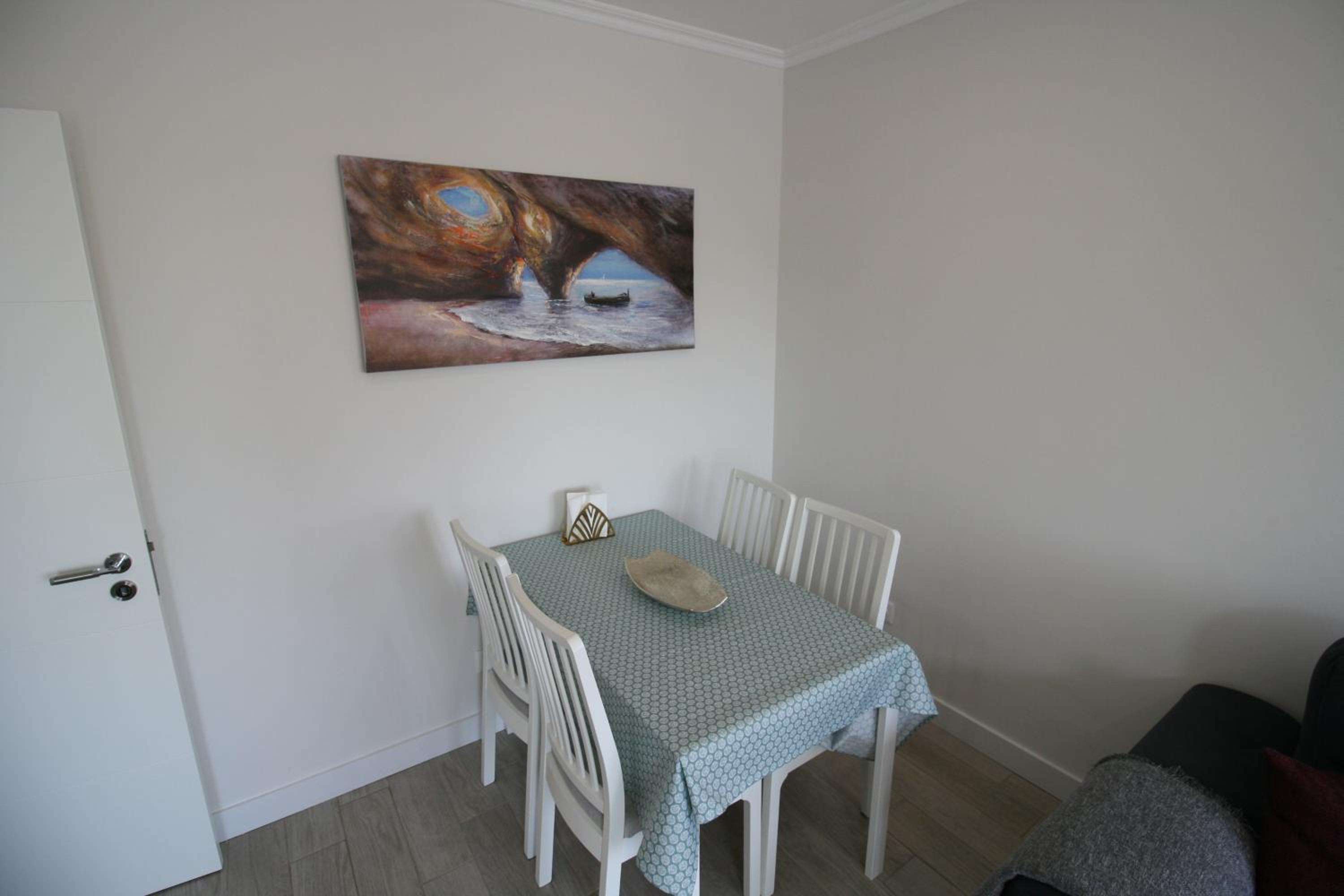One-Bedroom Apartment - Photo 48