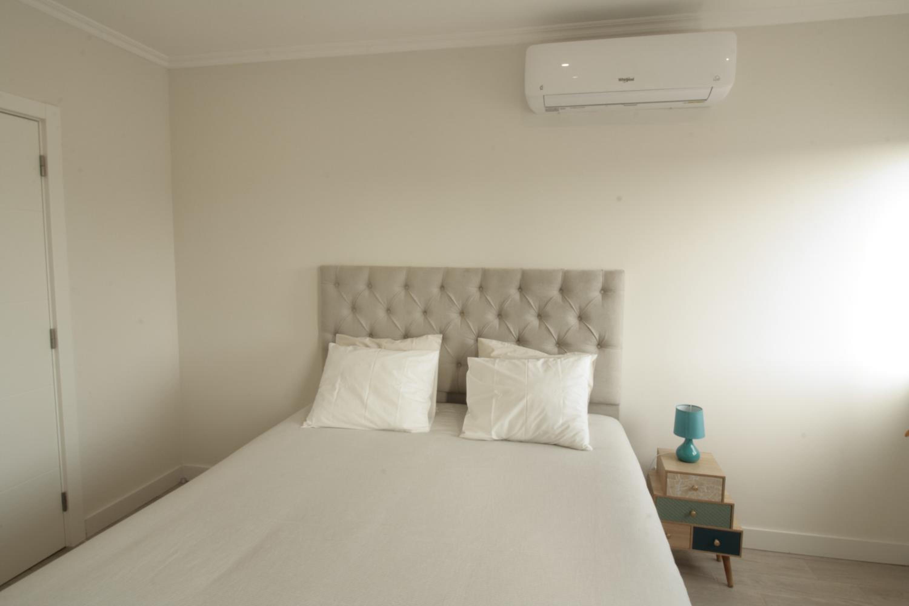 One-Bedroom Apartment - Photo 8