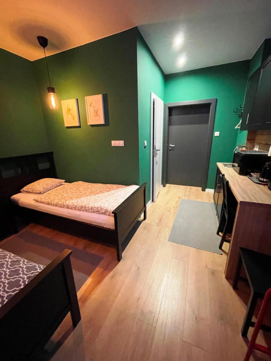 Double or Twin Room with Bathroom photo 2