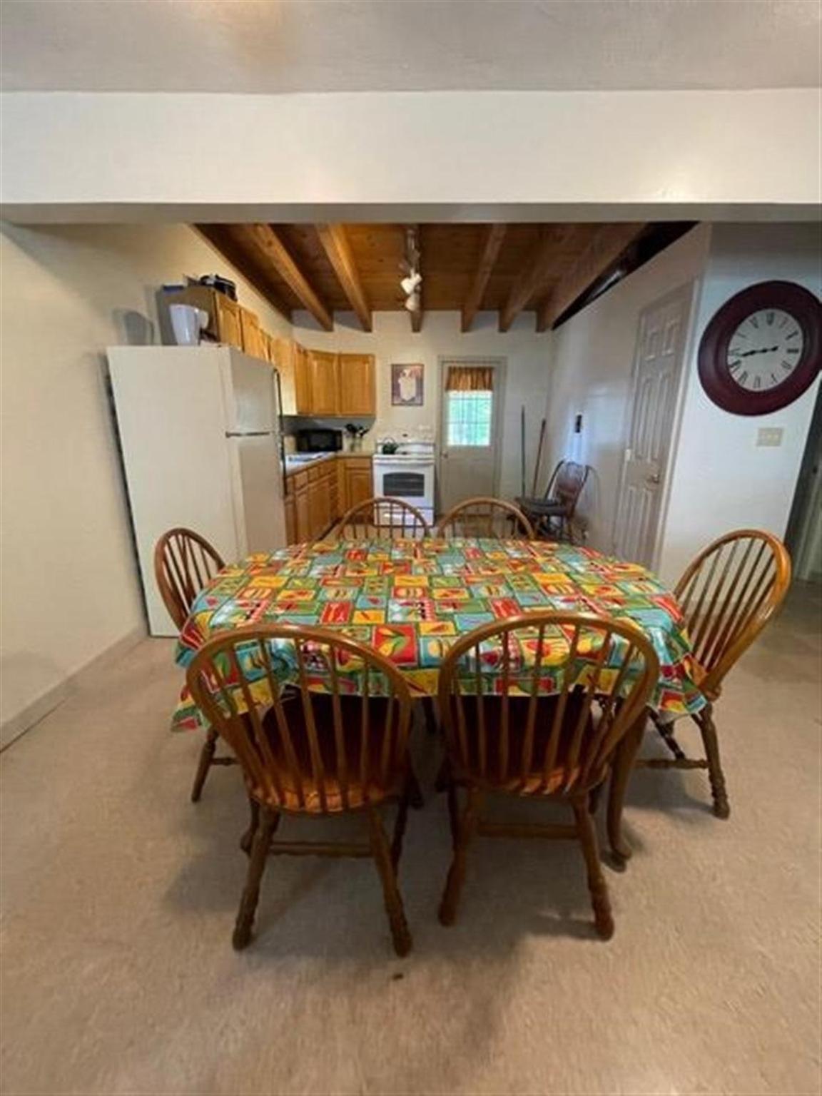 Three-Bedroom House photo 3