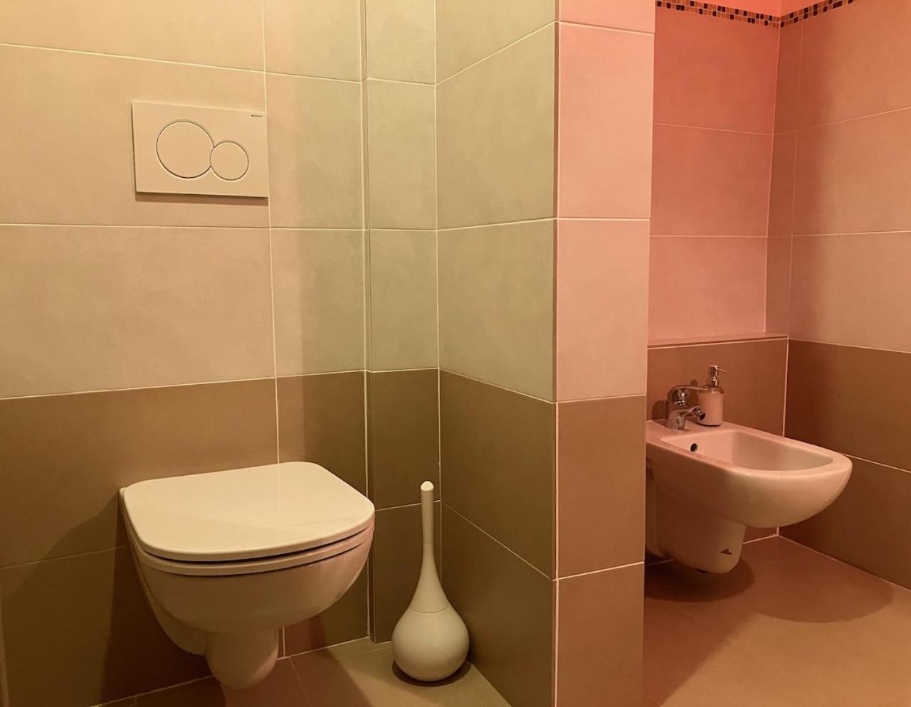 Comfort Room photo 2