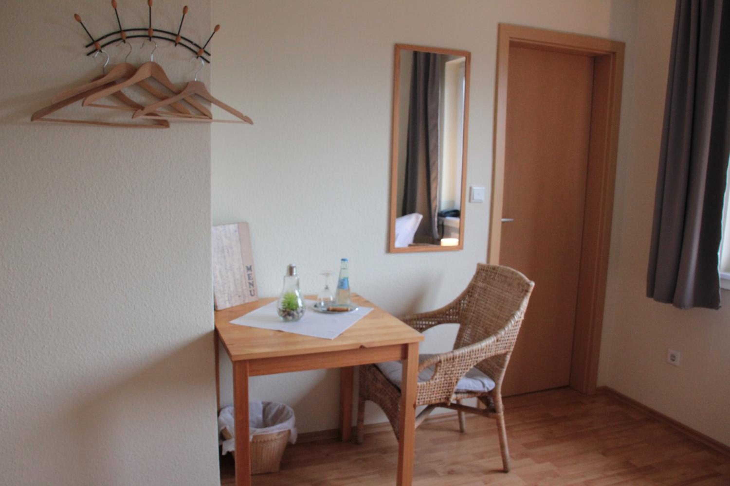 Single Room photo 2