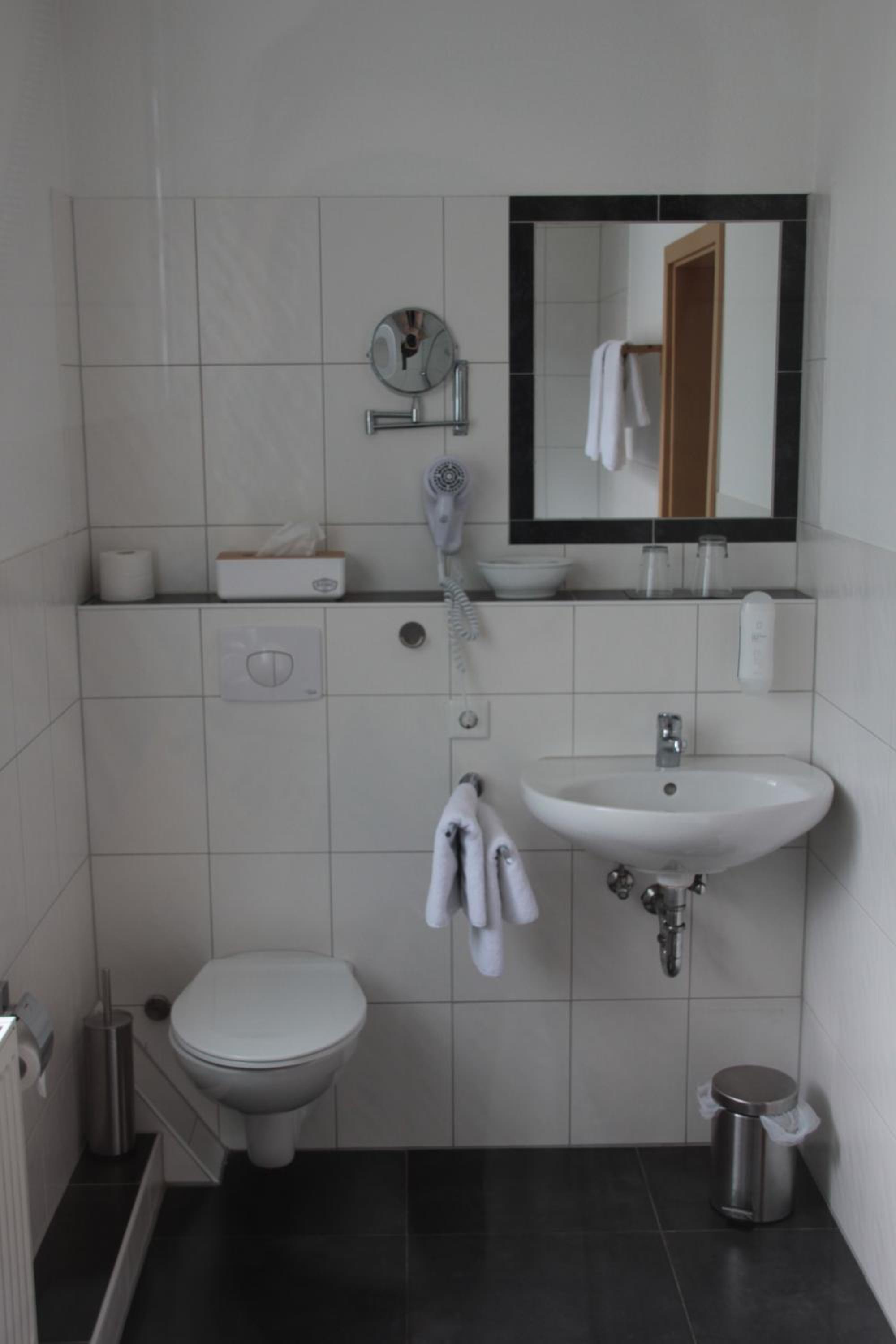 Double Room with Extra Bed photo 3