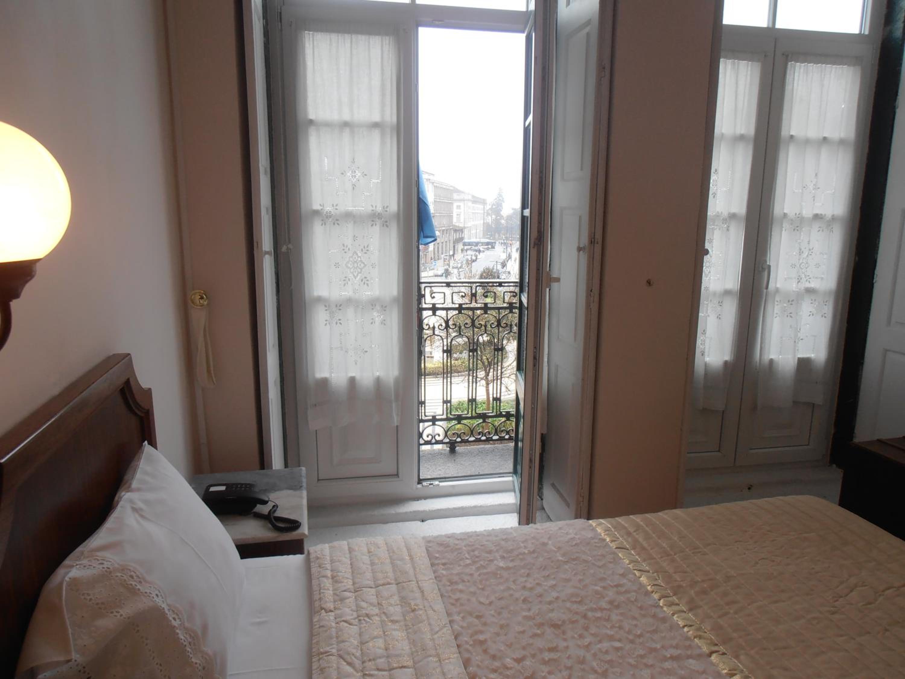 Twin Room with City View