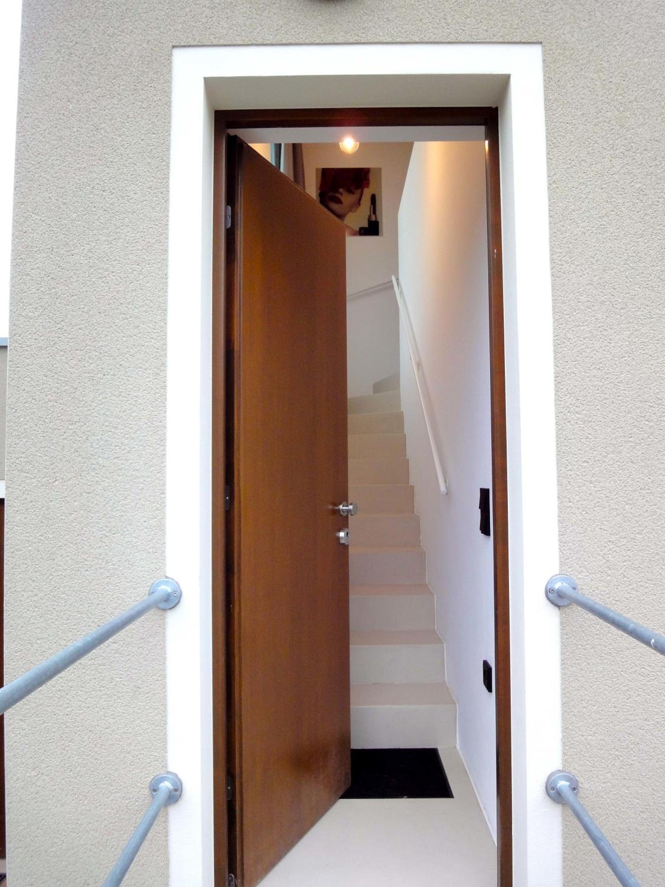 One-Bedroom Apartment - Photo 15