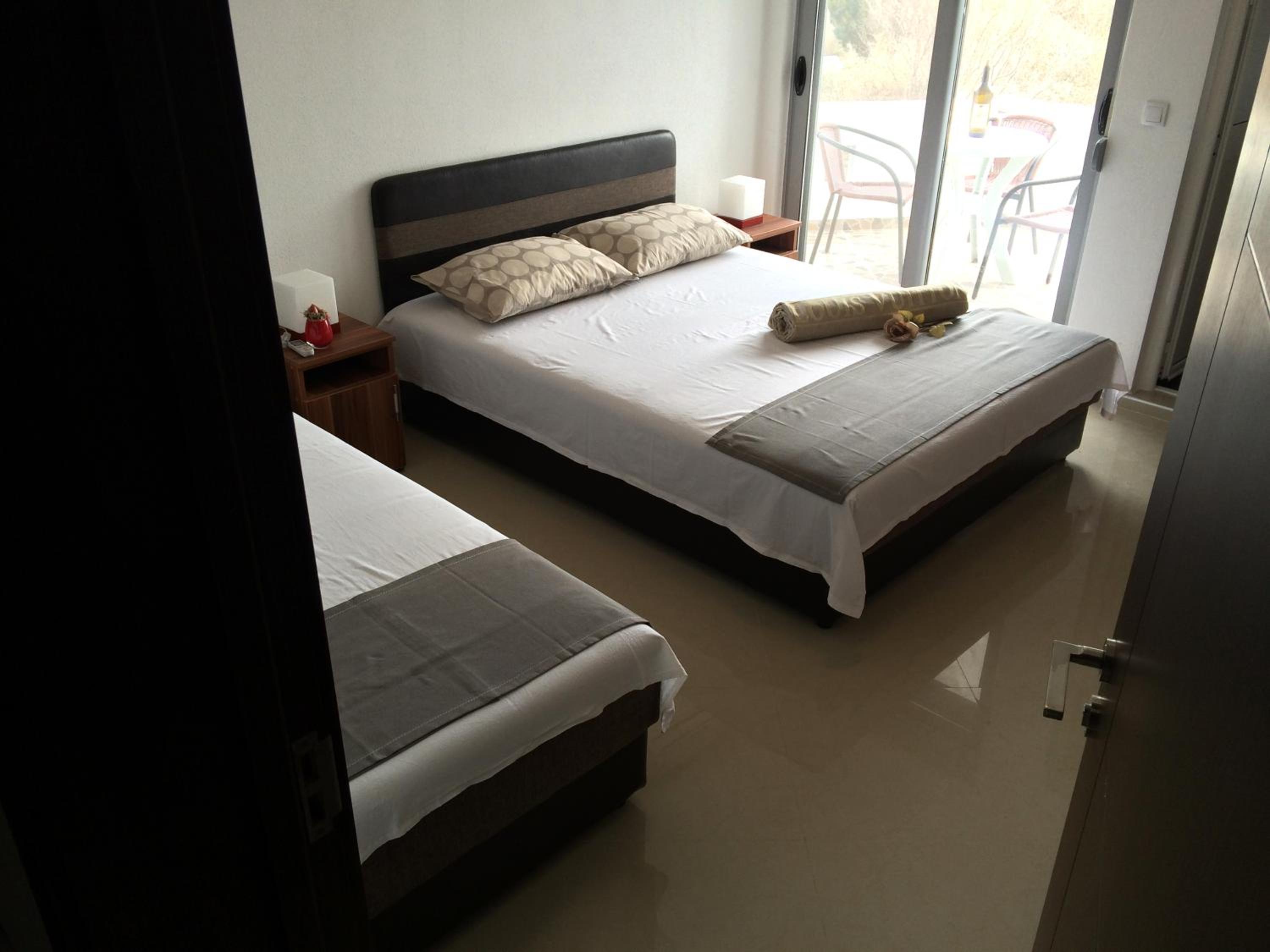 Studio with Terrace (3 Adults) - Photo 5