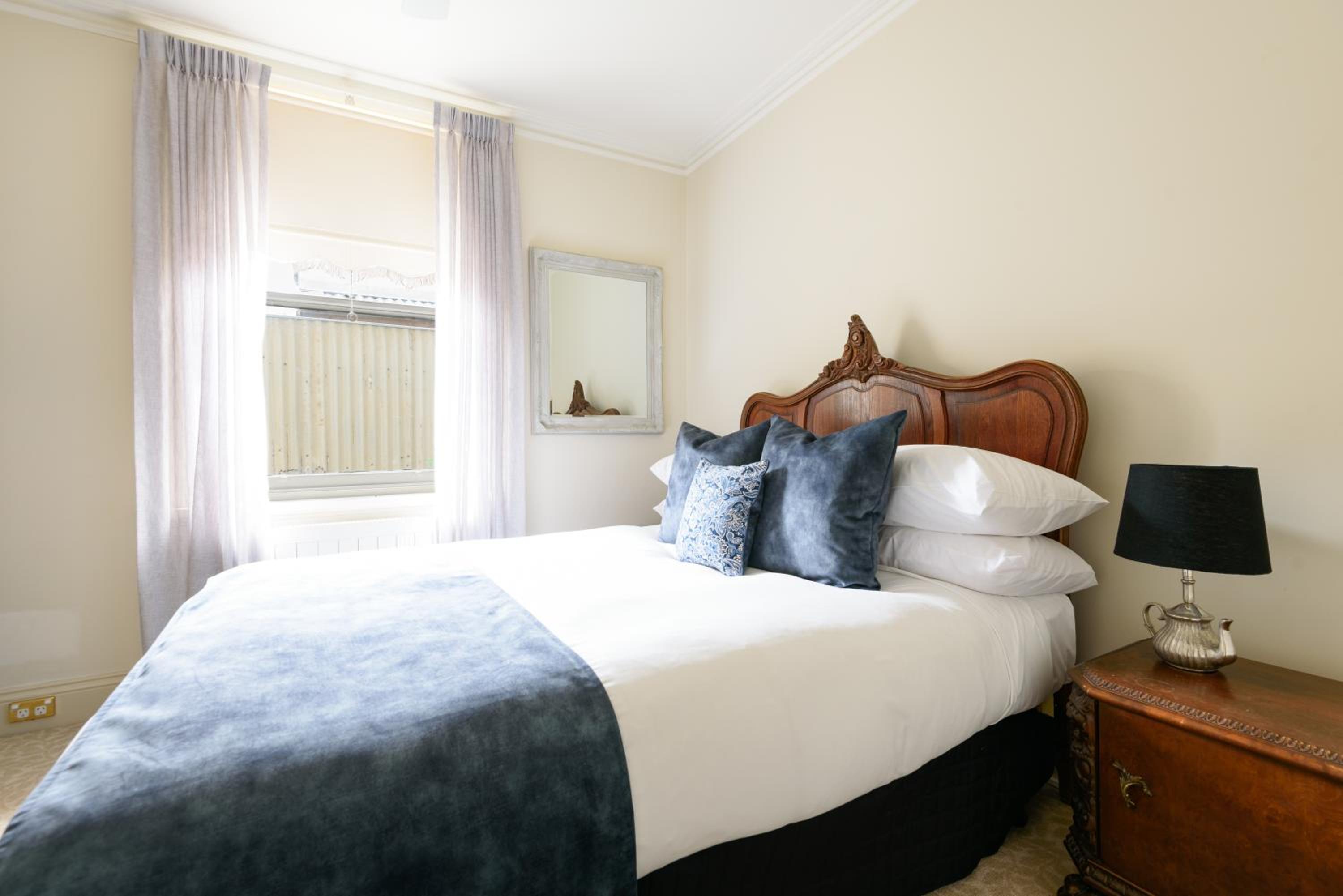 Double Room with Private External Bathroom photo 1
