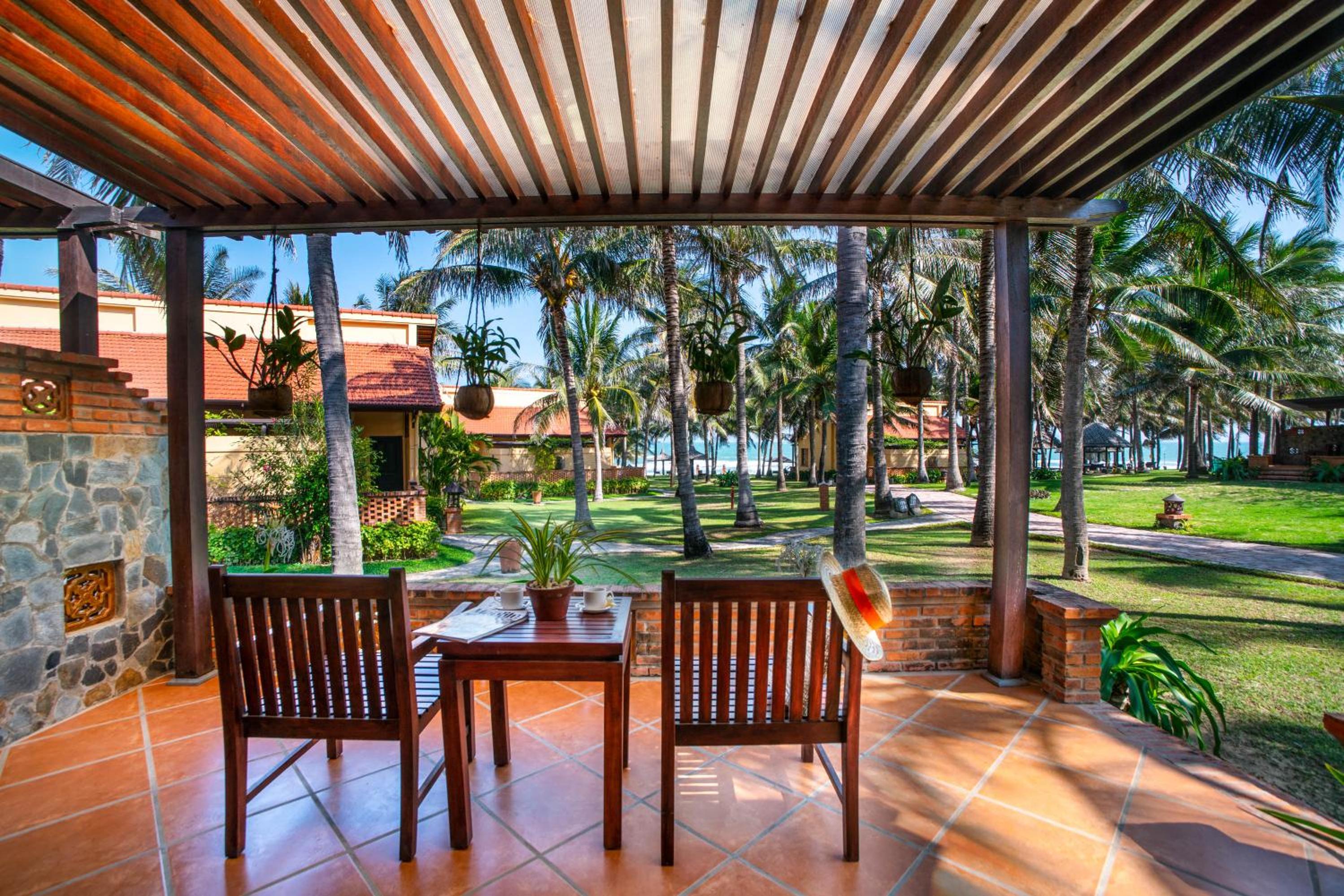 Bungalow Garden or Pool View with Terrace