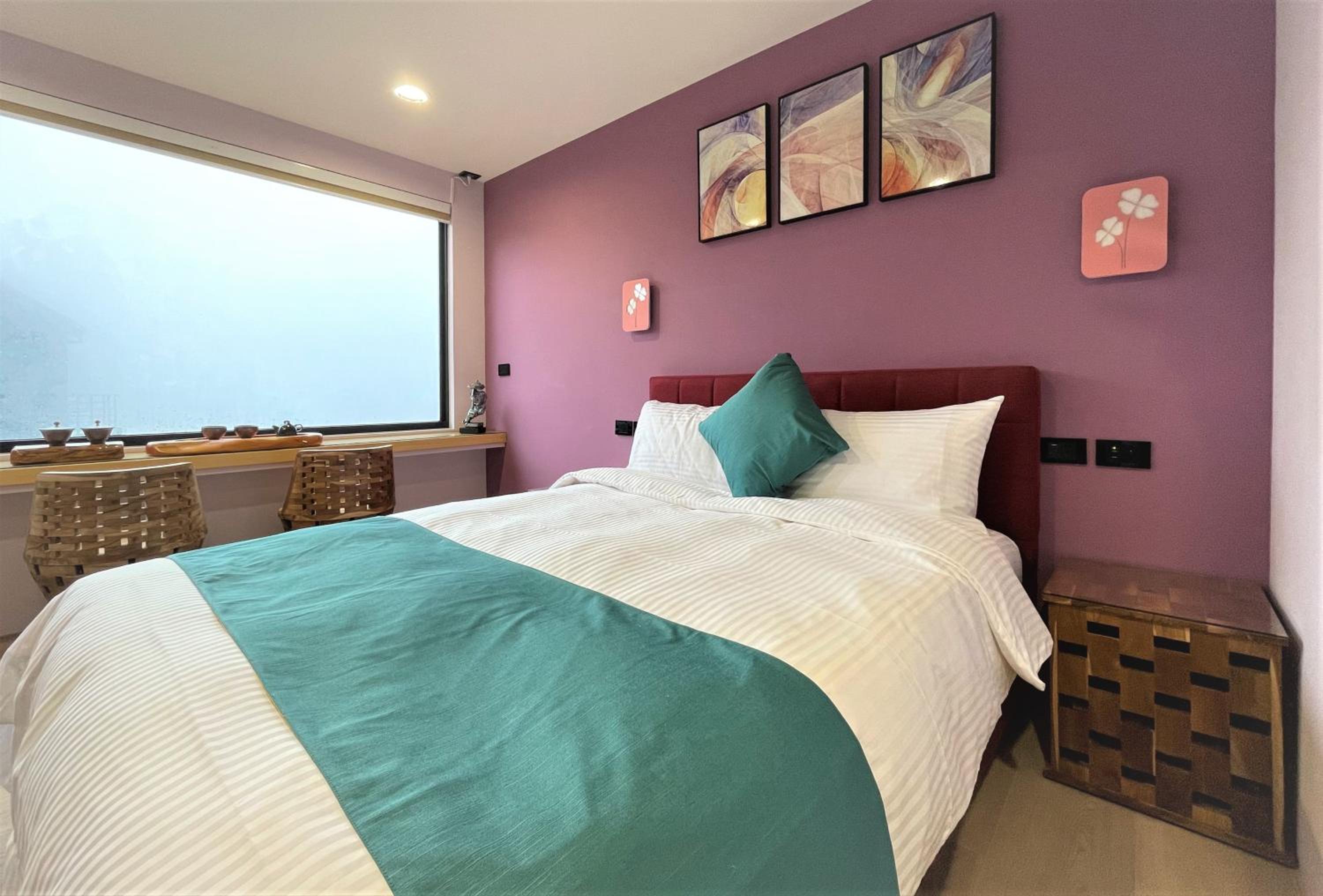 Deluxe Suite with Sea View photo 1
