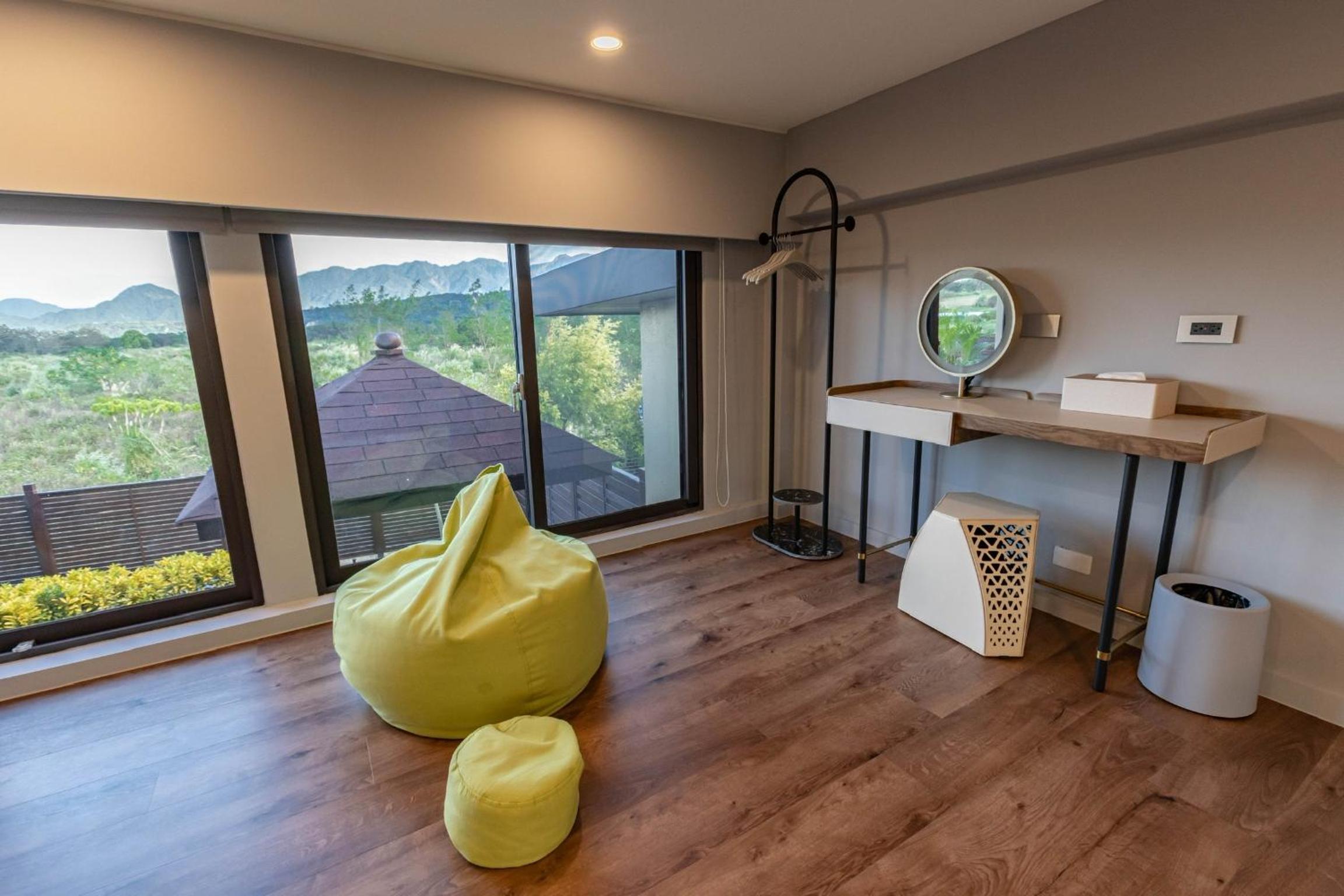 Deluxe Double Room - Photo 8