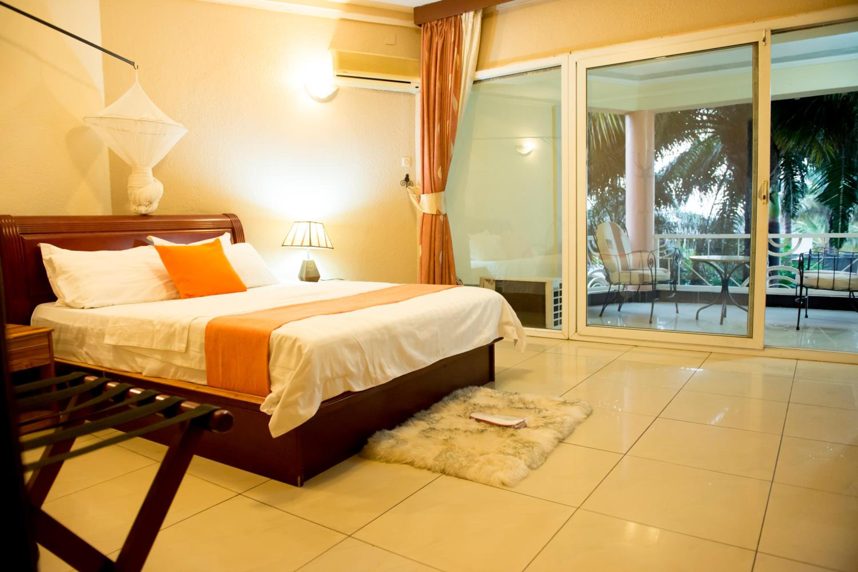 Double Room with Pool View photo 2