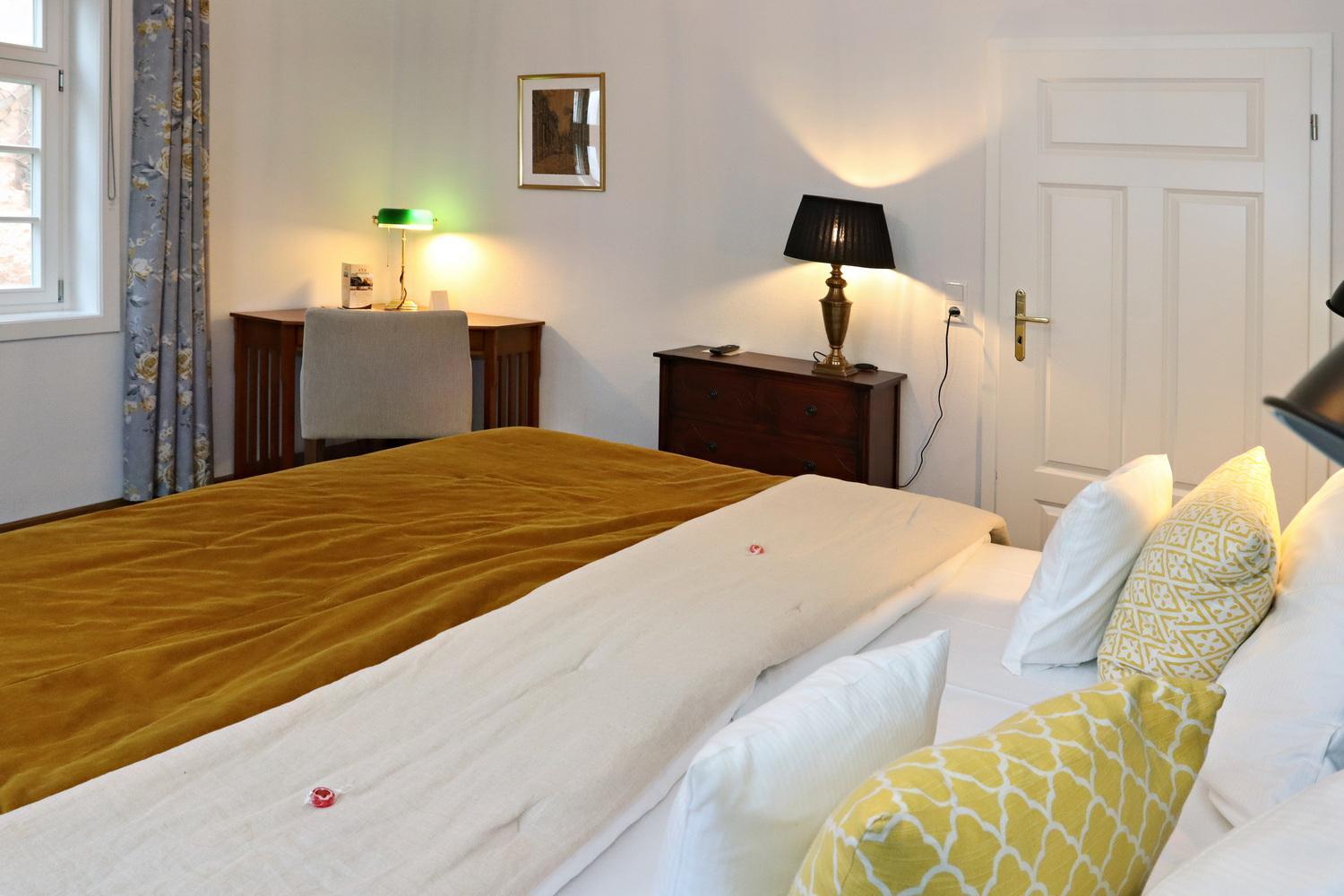 Deluxe Twin Room photo 3