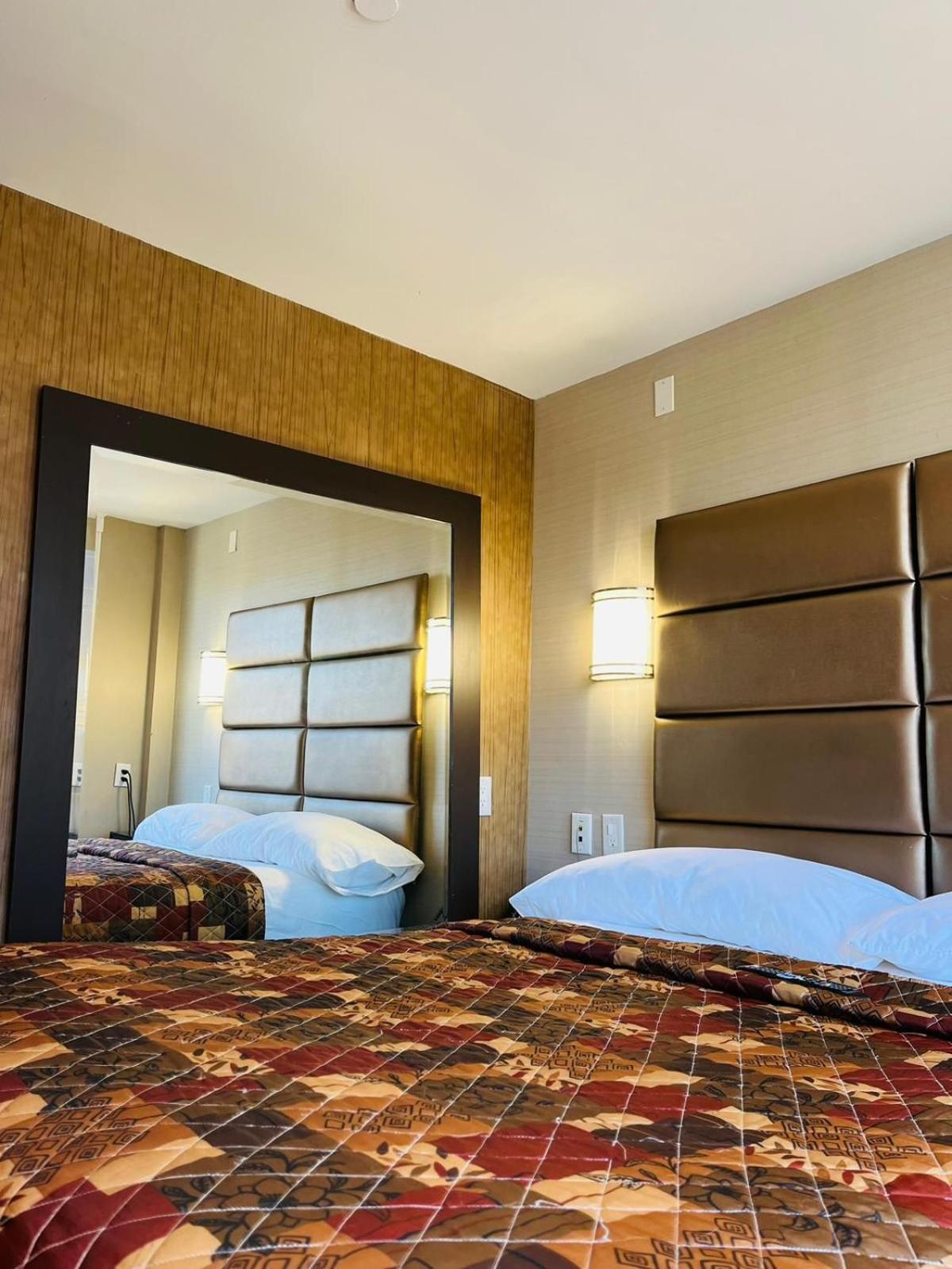 Hotel Key, Photo 5