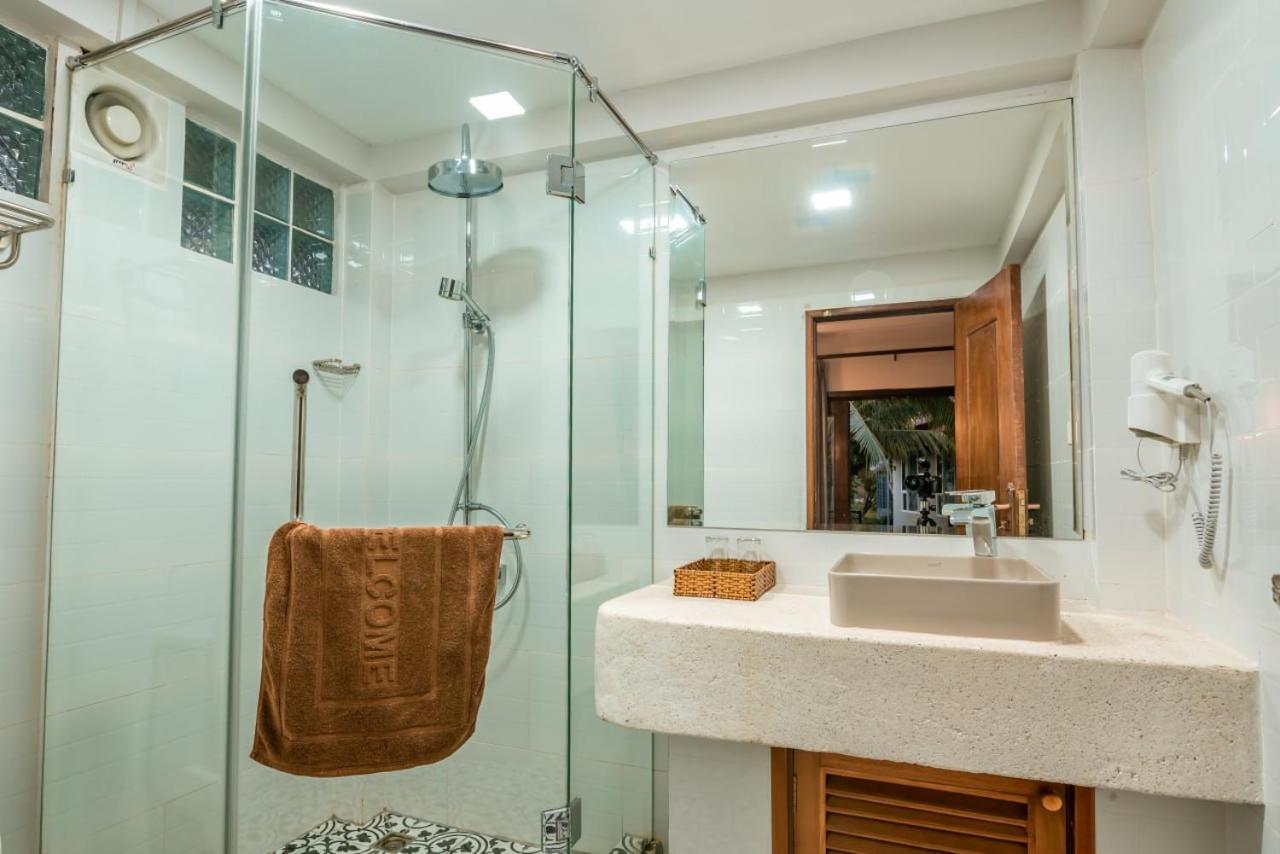 Deluxe Bungalow - Photo 14