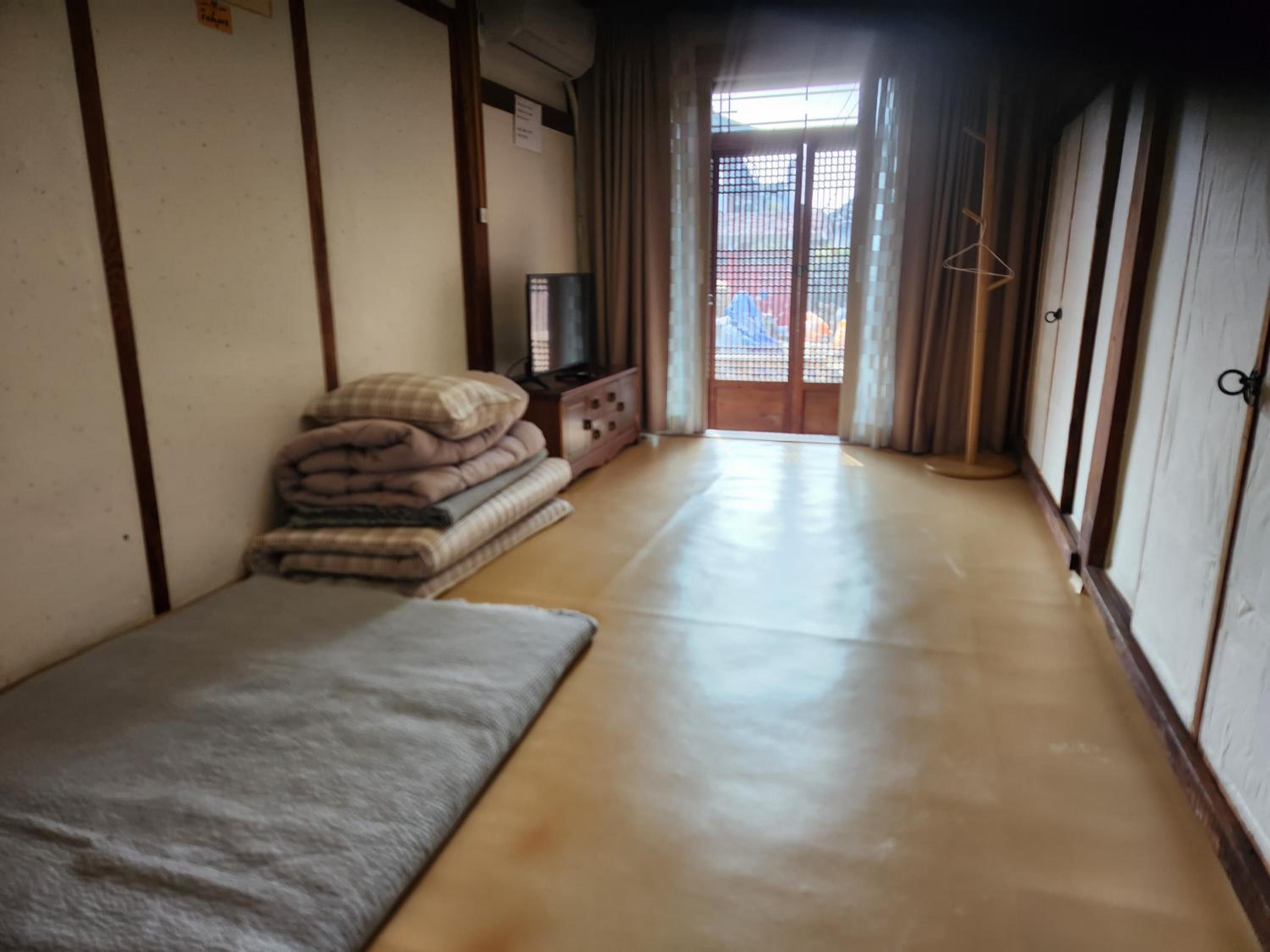 Deluxe Family Room - Photo 7