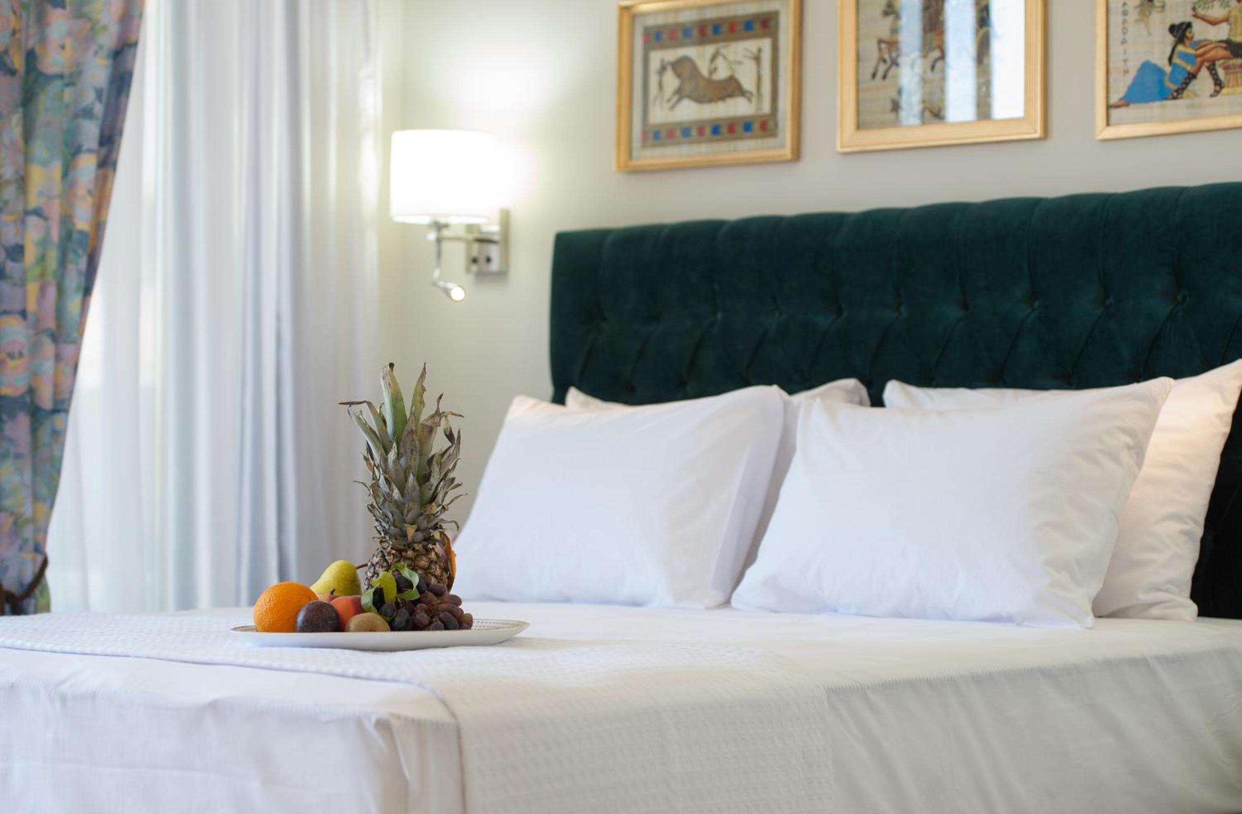 Standard Double Room with Balcony - Photo 6