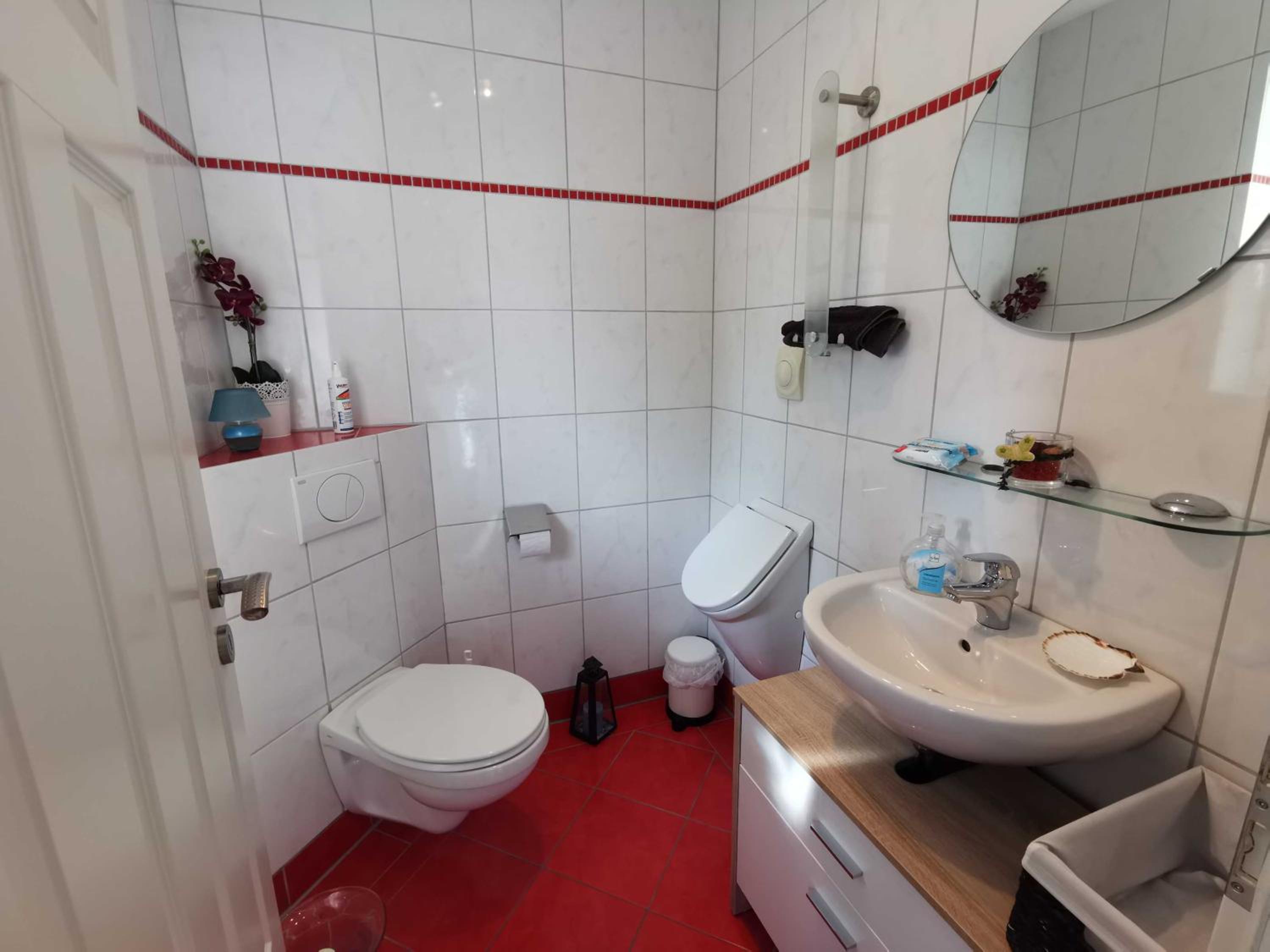 Three-Bedroom House photo 2