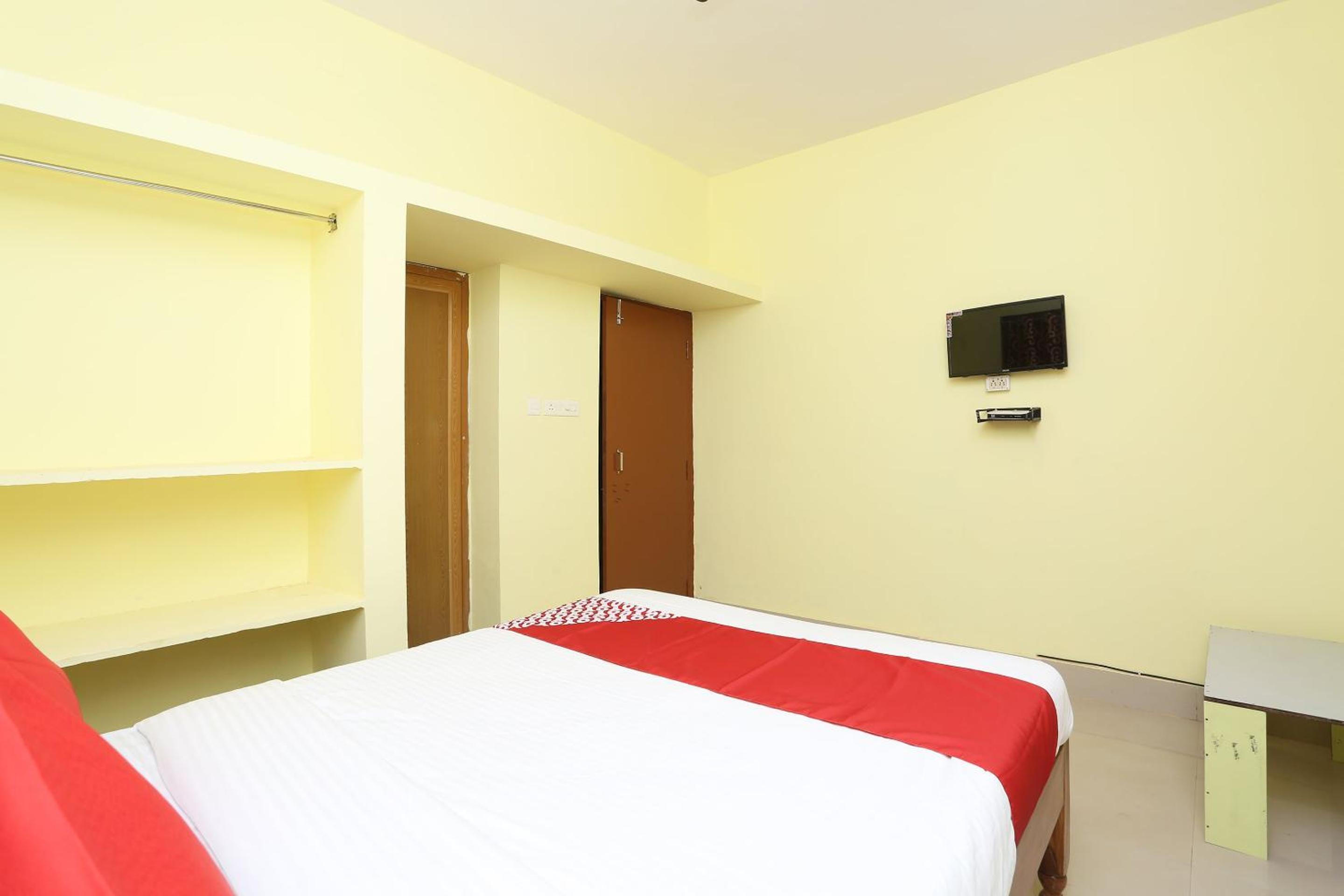 Classic Triple Room photo 2