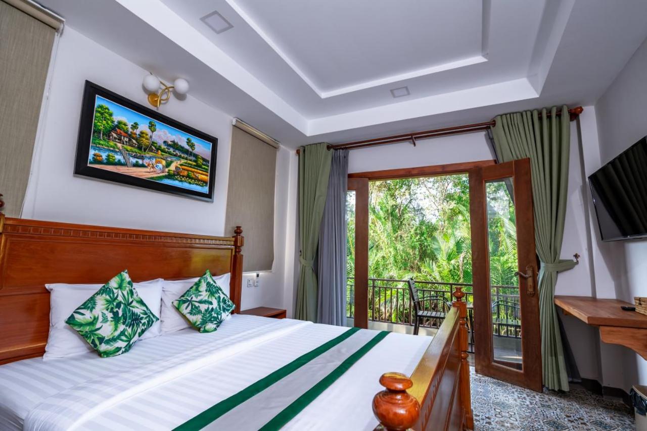 Family Bungalow - Photo 1