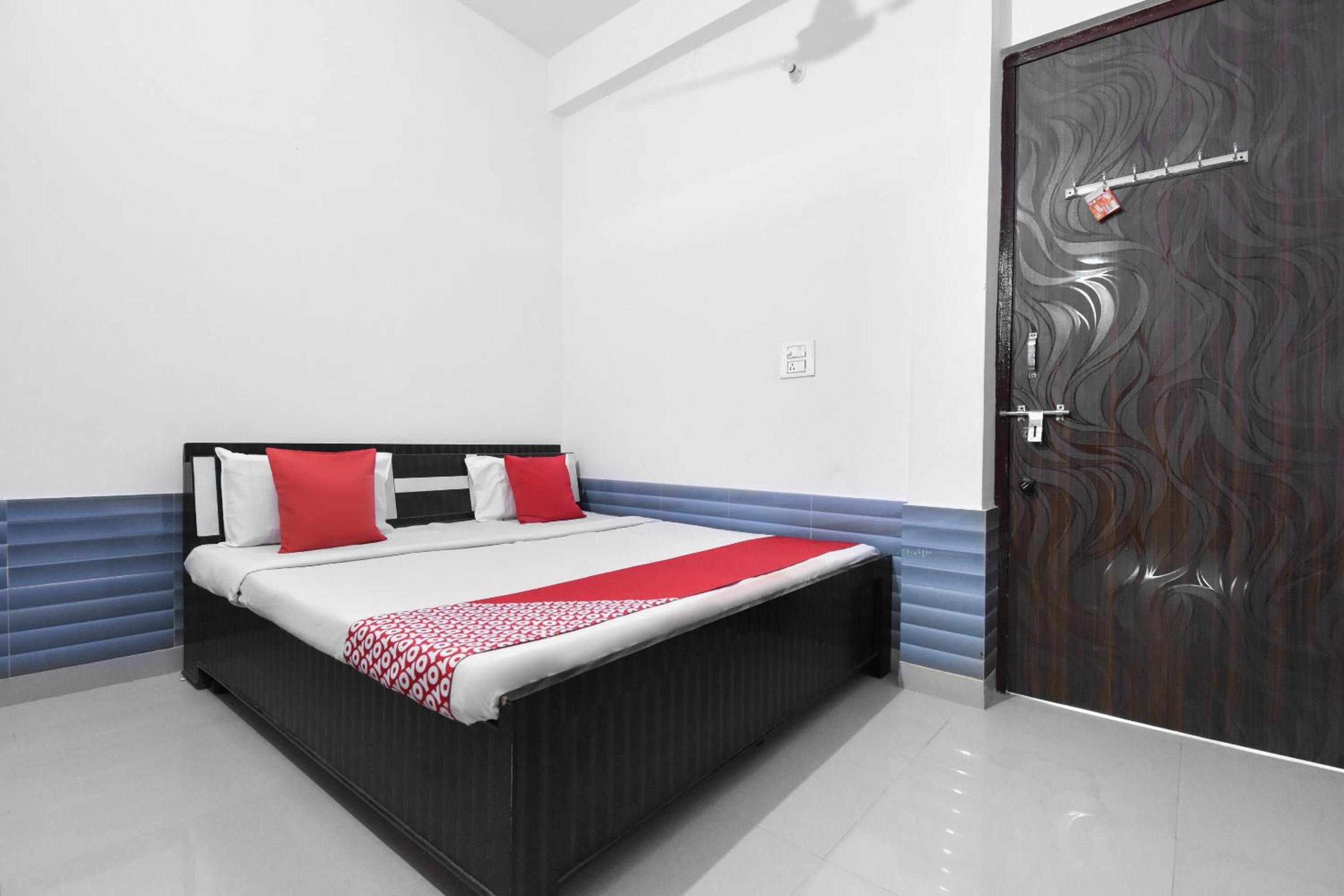 Classic Triple Room photo 2
