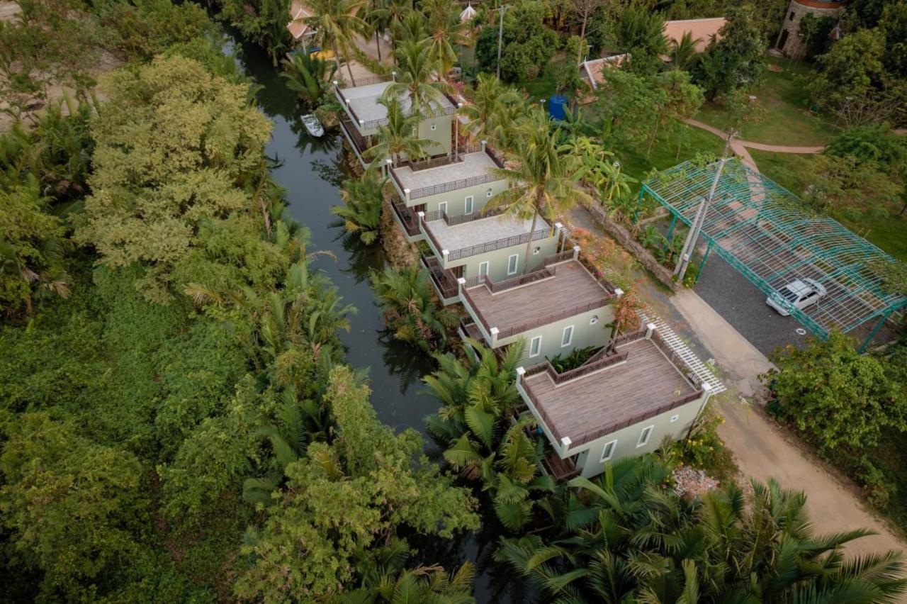Family Bungalow - Photo 11