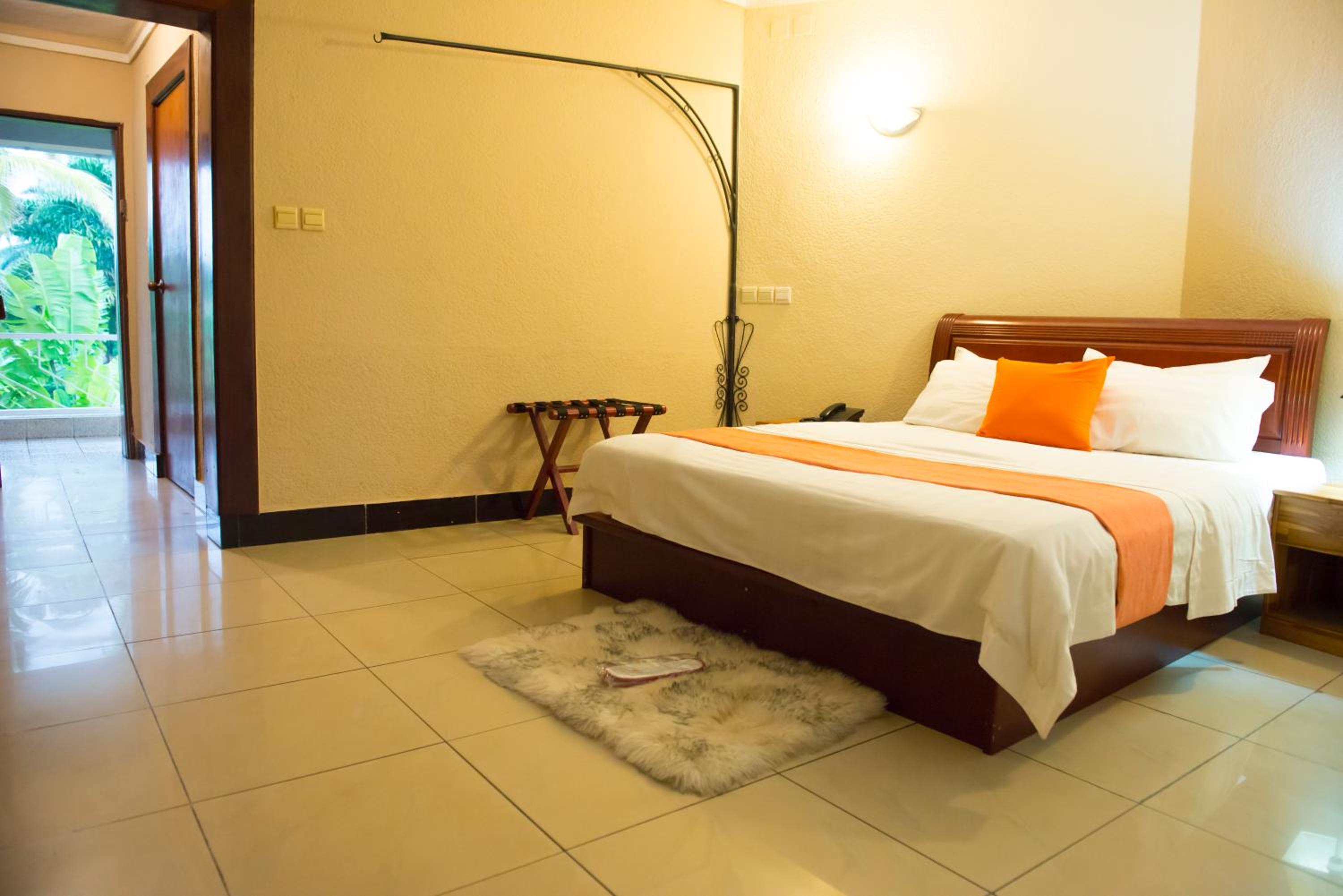 Double Room with Pool View photo 3
