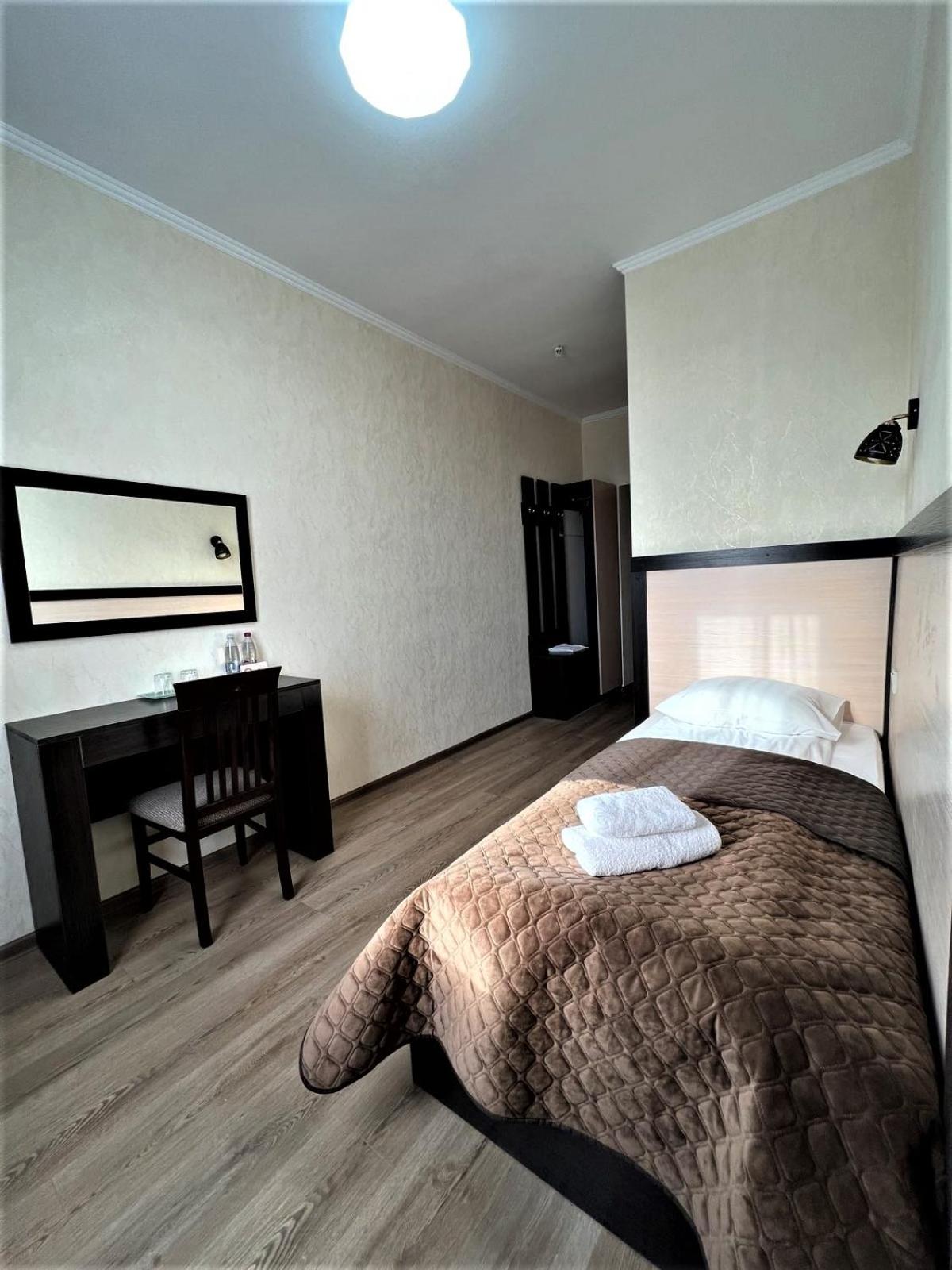 Single Room with Shower photo 1