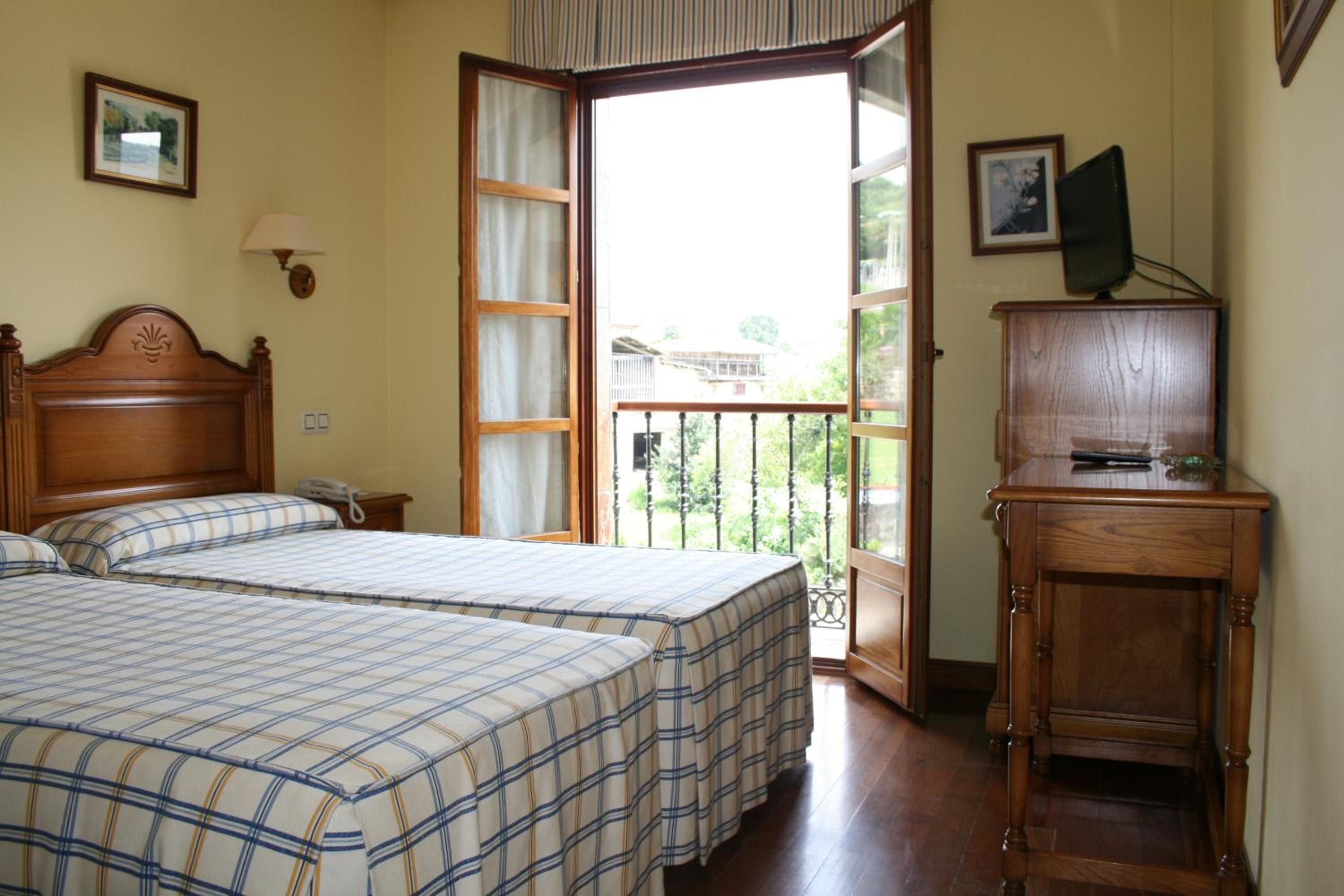 Habitación Doble o con Dos Camas