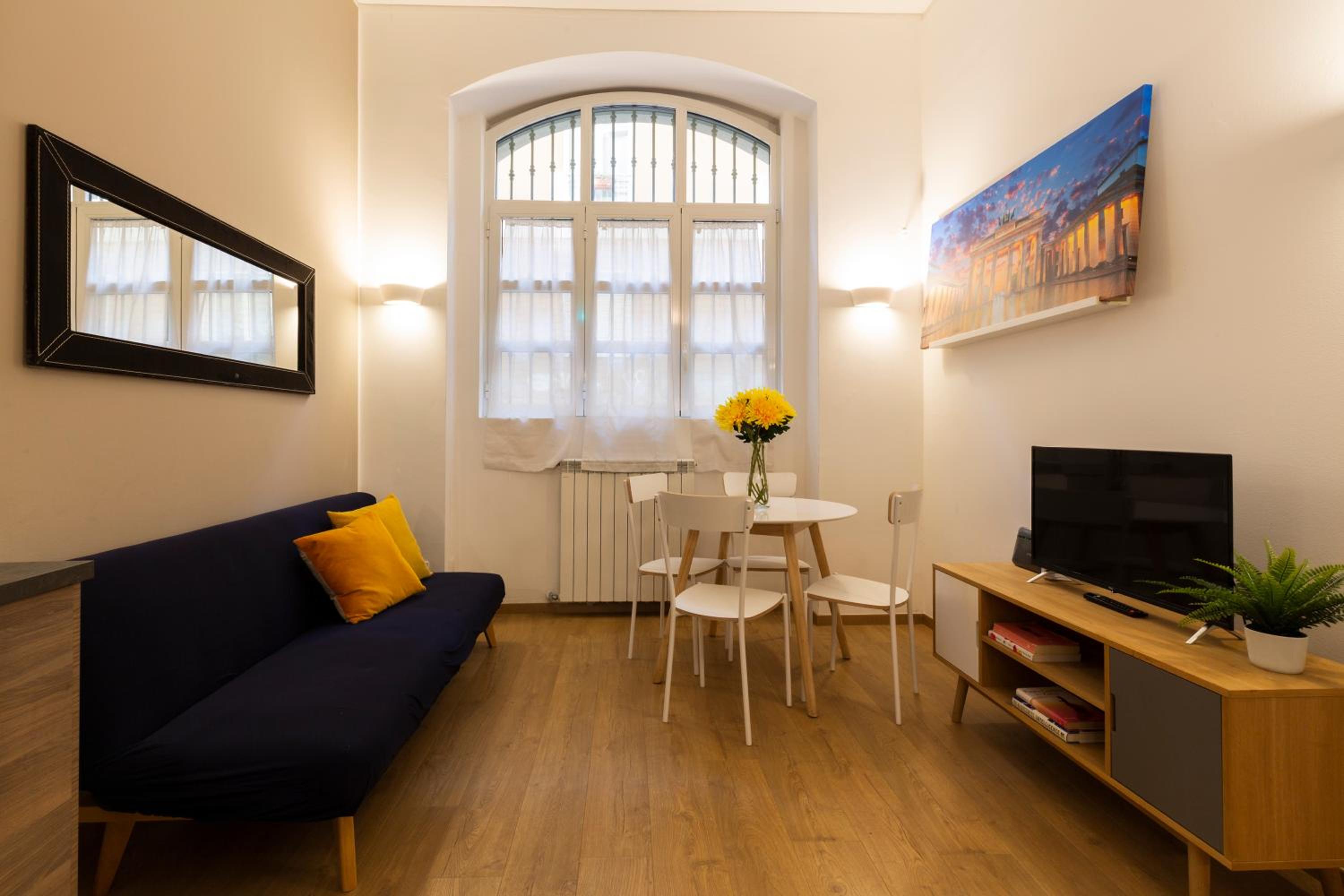 One-Bedroom Apartment