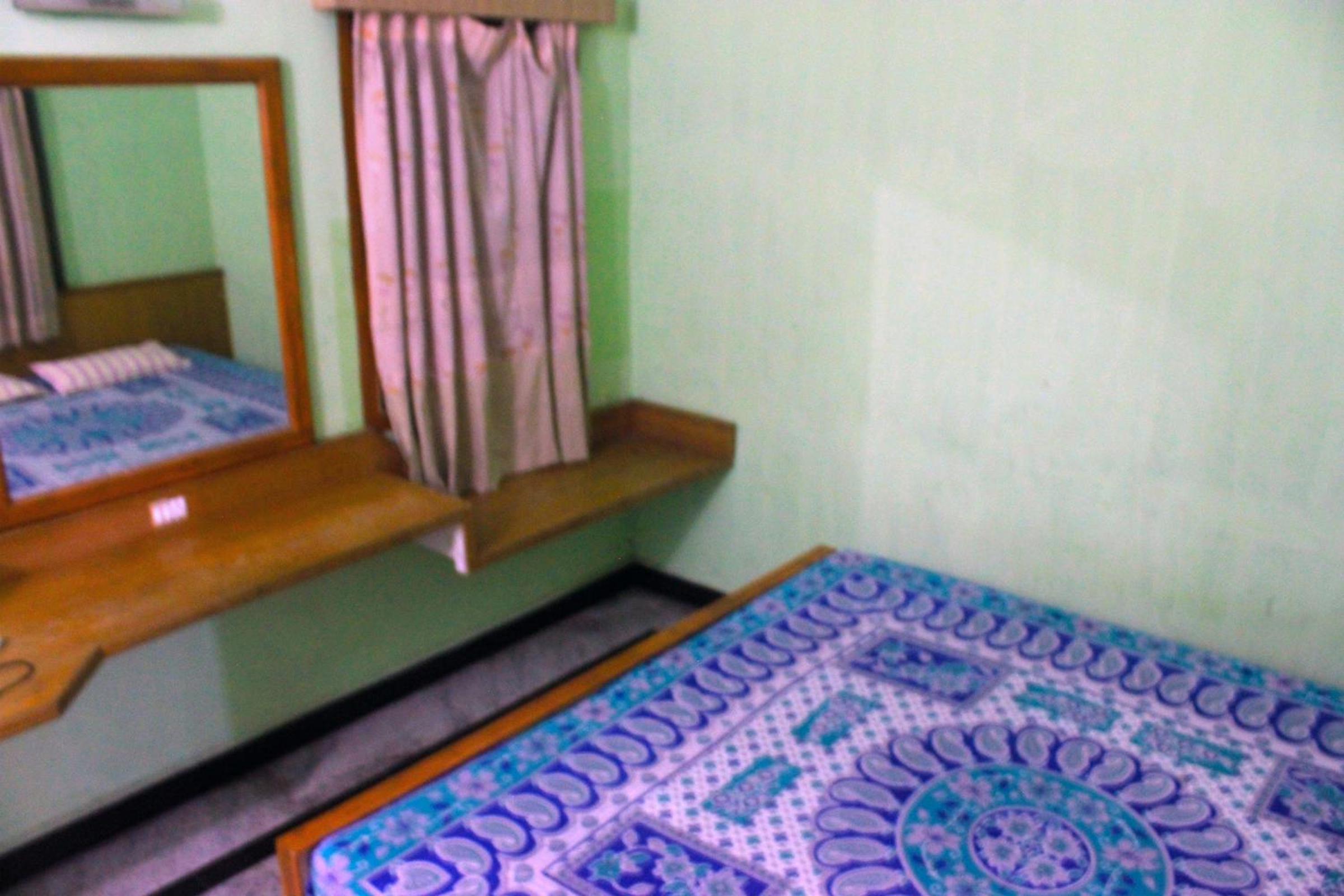 Budget Twin Room photo 3