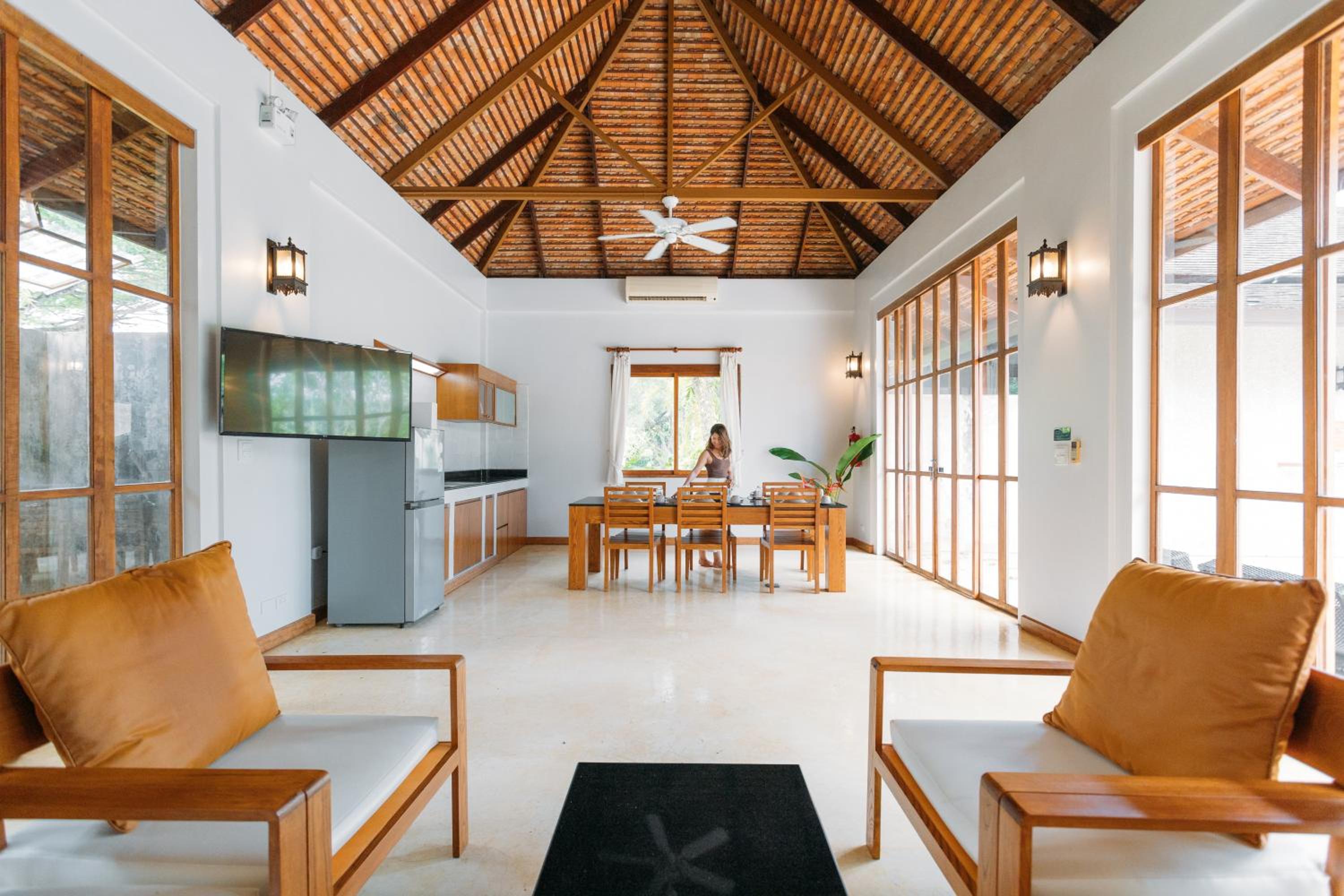 Three-Bedroom Villa with Private Pool photo 3