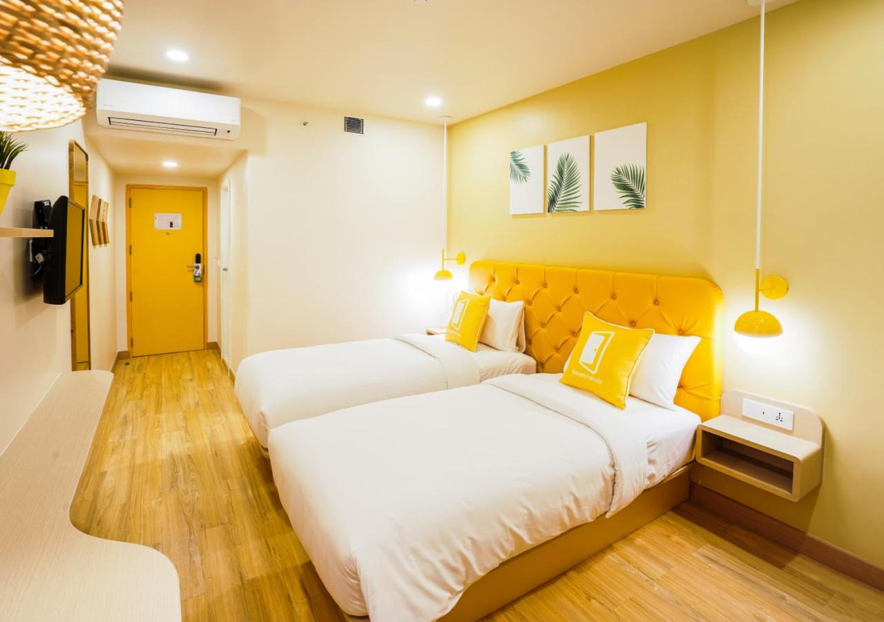 Standard Twin Room - Photo 7