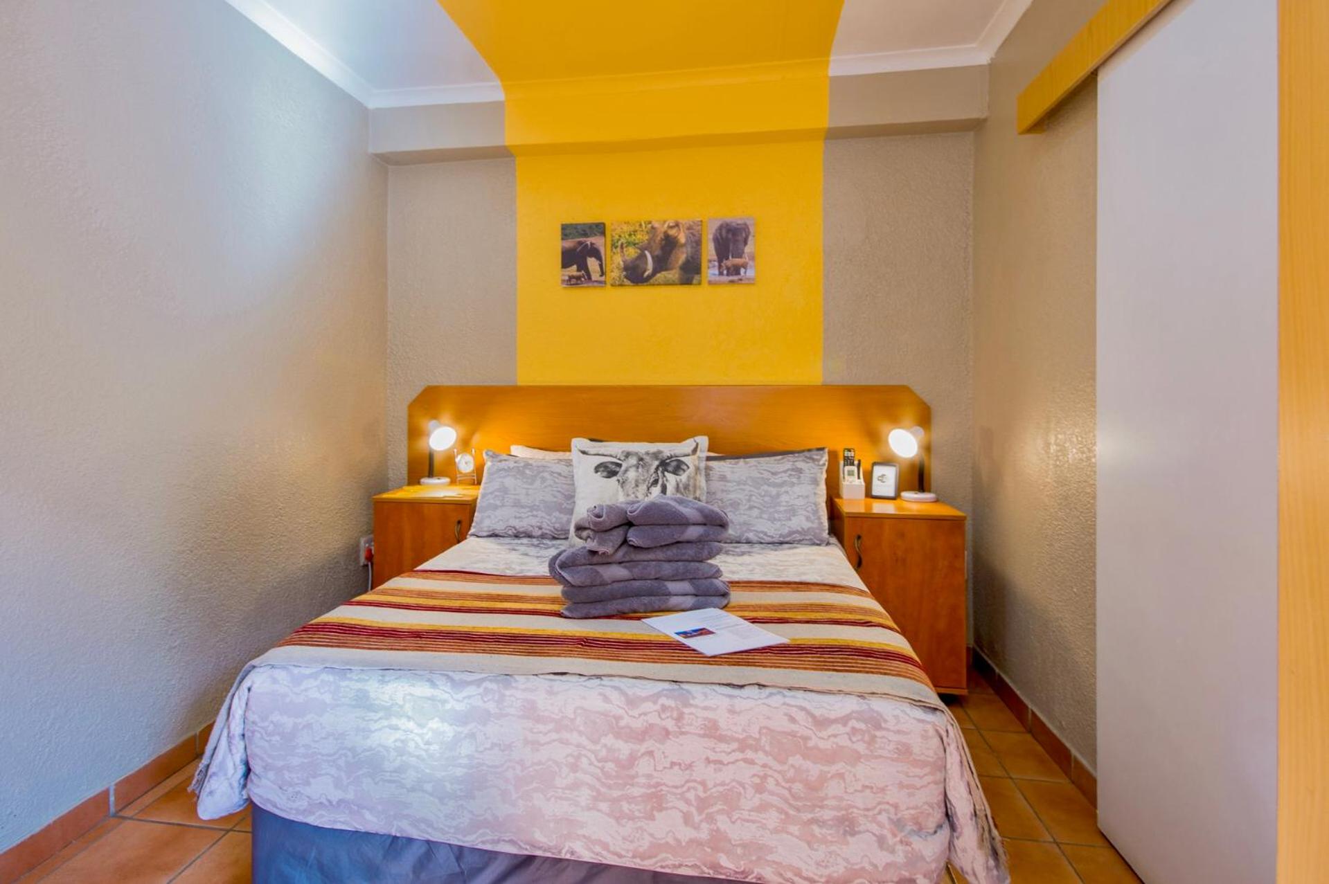 Double Room - Photo 11