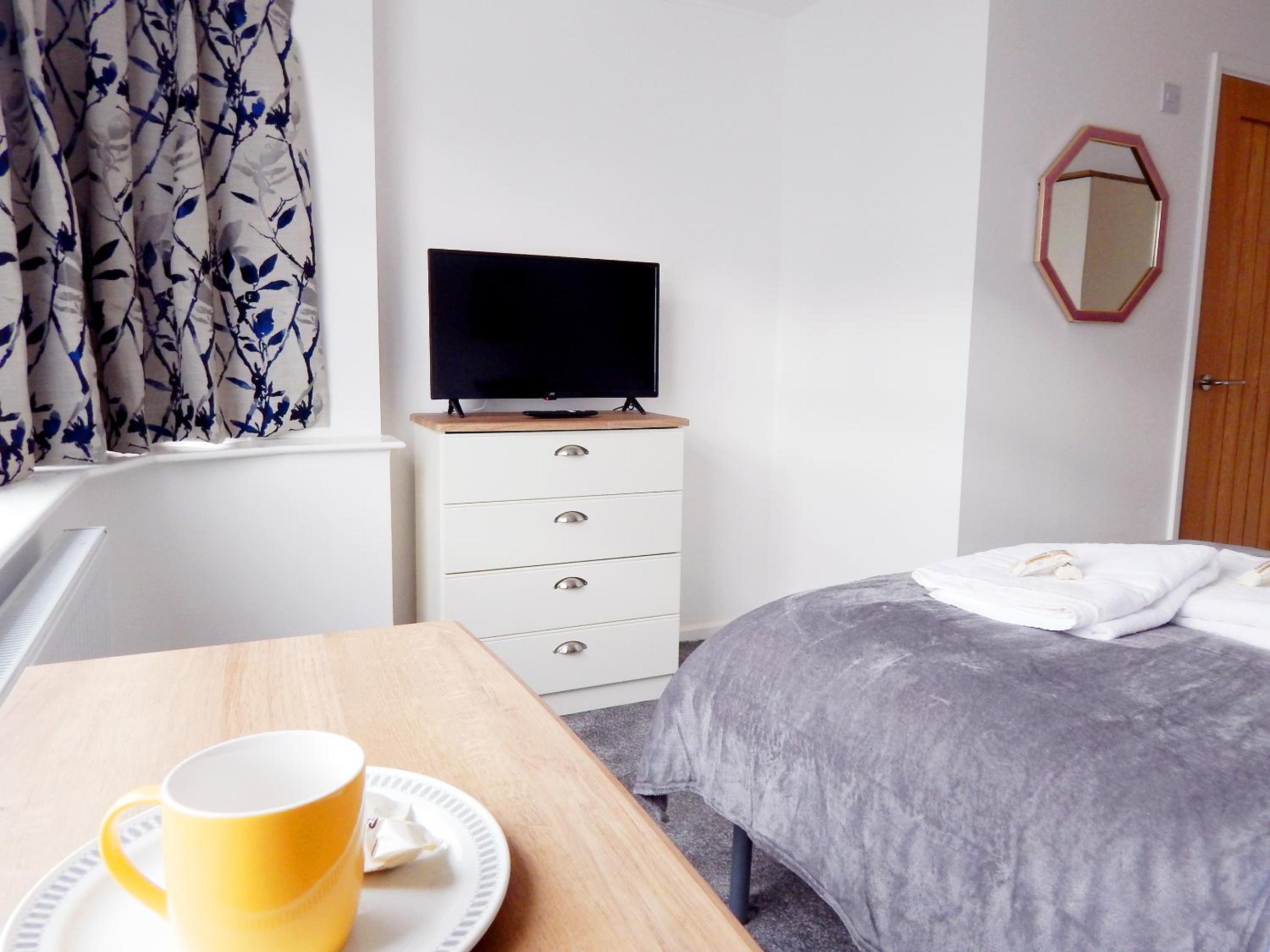Budget Double Room photo 3