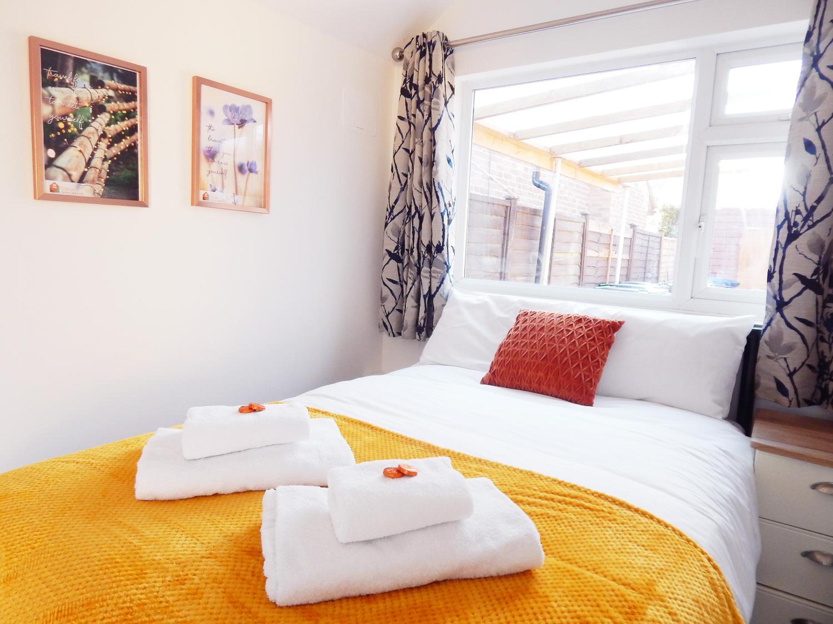 Deluxe Double Room with Shower photo 3